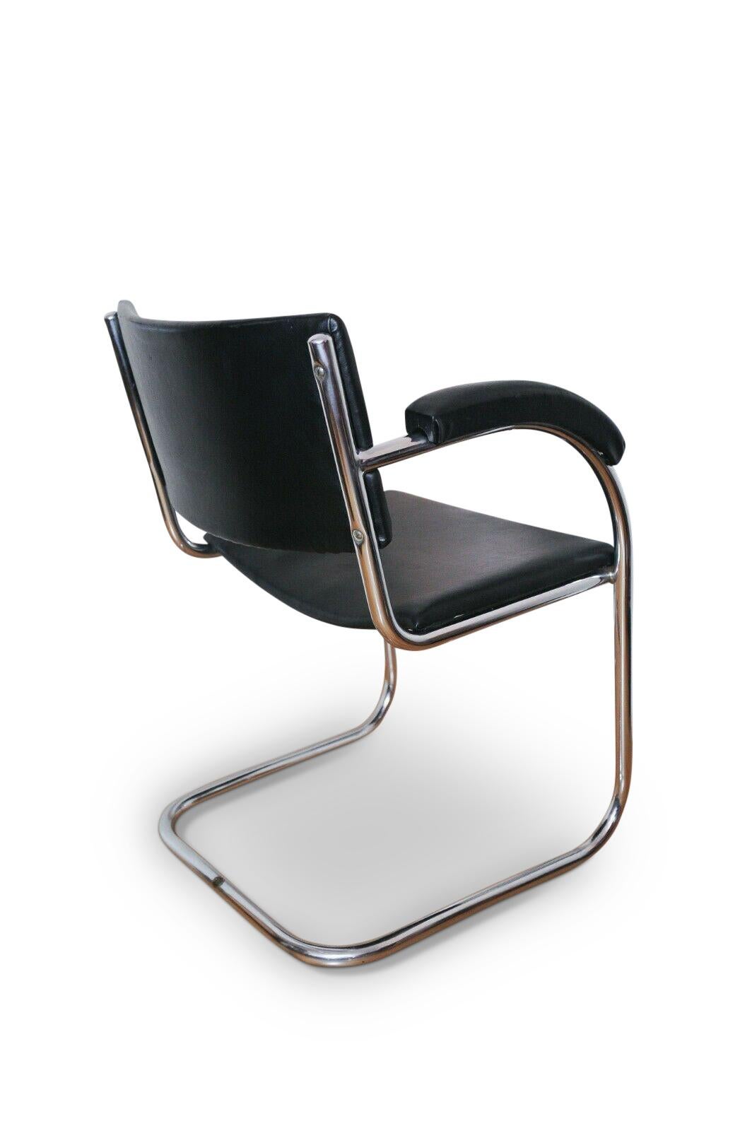 Bauhaus Iconic SP9 Chrome Cantilever Chair by PEL 'Practical equipment ltd' bauhaus For Sale