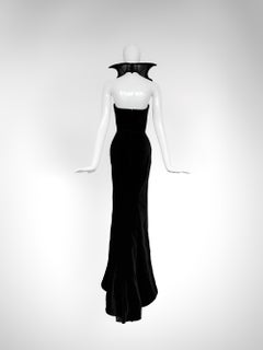 Espectacular vestido icónico Thierry Mugler SS 1997 "El beso de la mujer araña