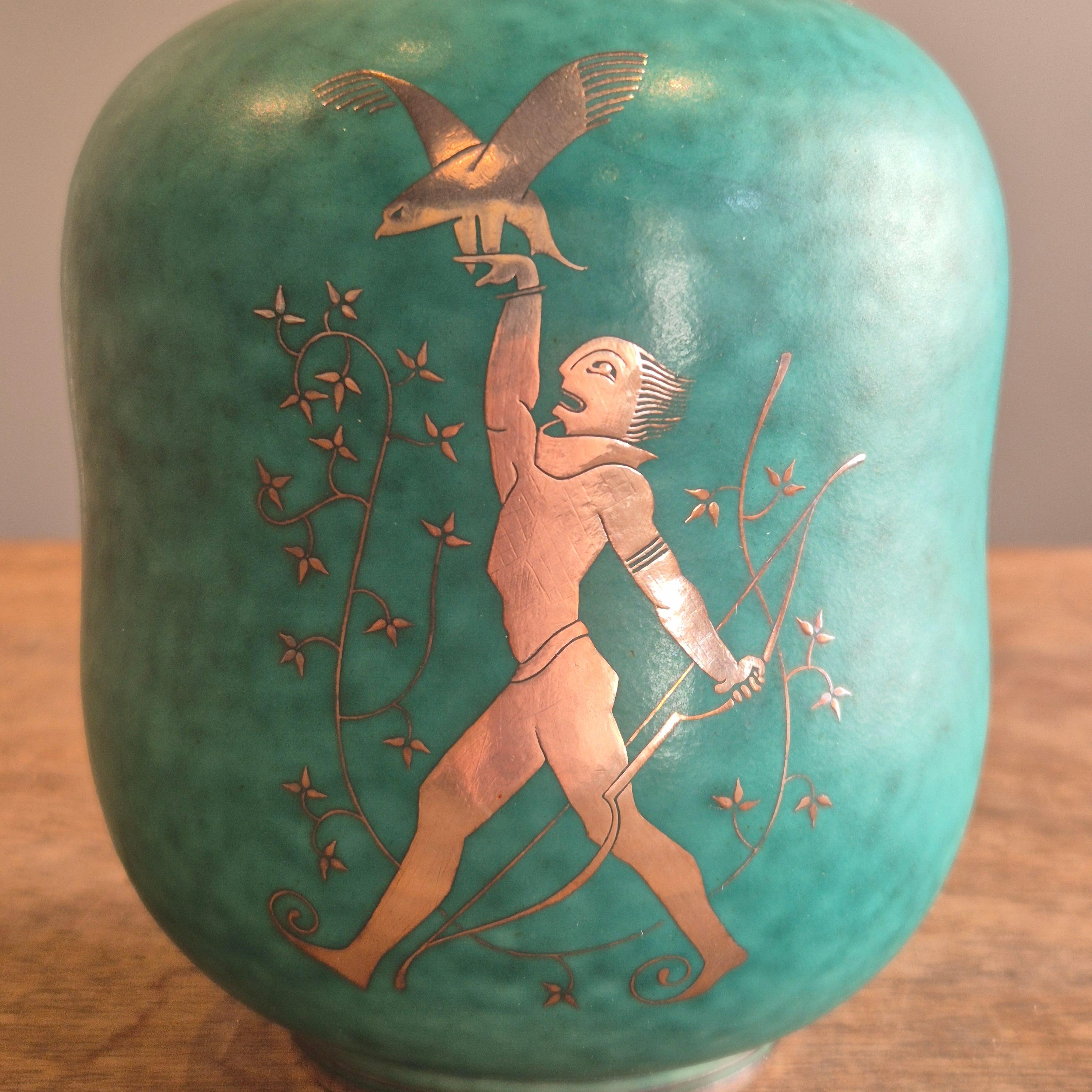 Ikonische Steinzeugvase Modell Argenta von Wilhelm Kåge, Swedish Modern 1949 im Zustand „Gut“ im Angebot in Stockholm, SE