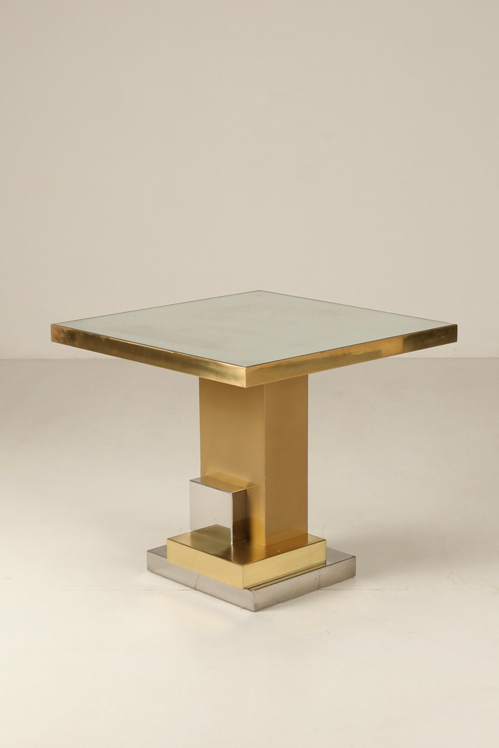 Iconic table by Ferruccio Laviani for Dolce&Gabbana Gold Restaurant in Milan For Sale 5