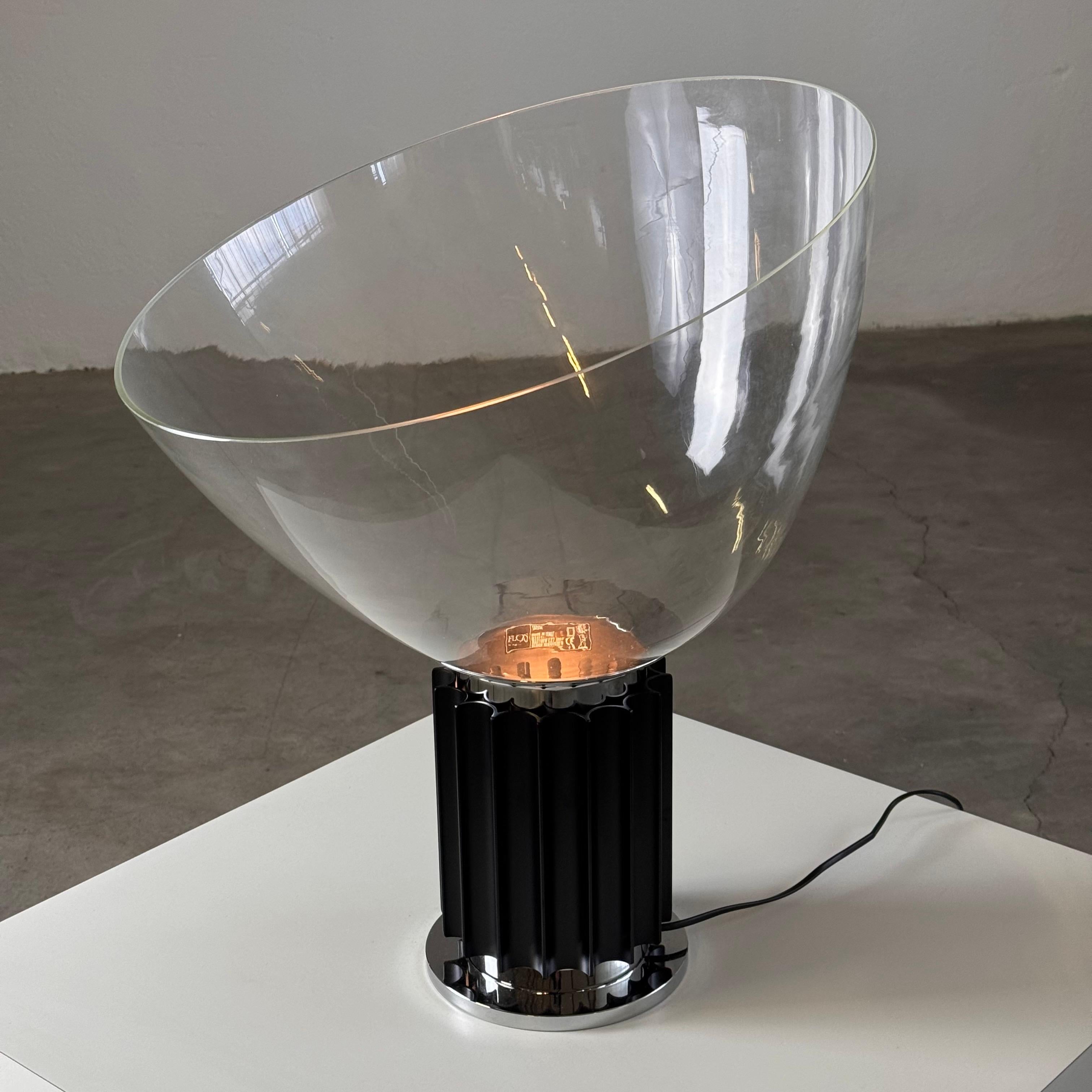 Lampe de table iconiqueaccia d'Achille & Pier Giacomo Castiglioni pour Flos, années 1960 Excellent état - En vente à Bagnolo Mella, Brescia