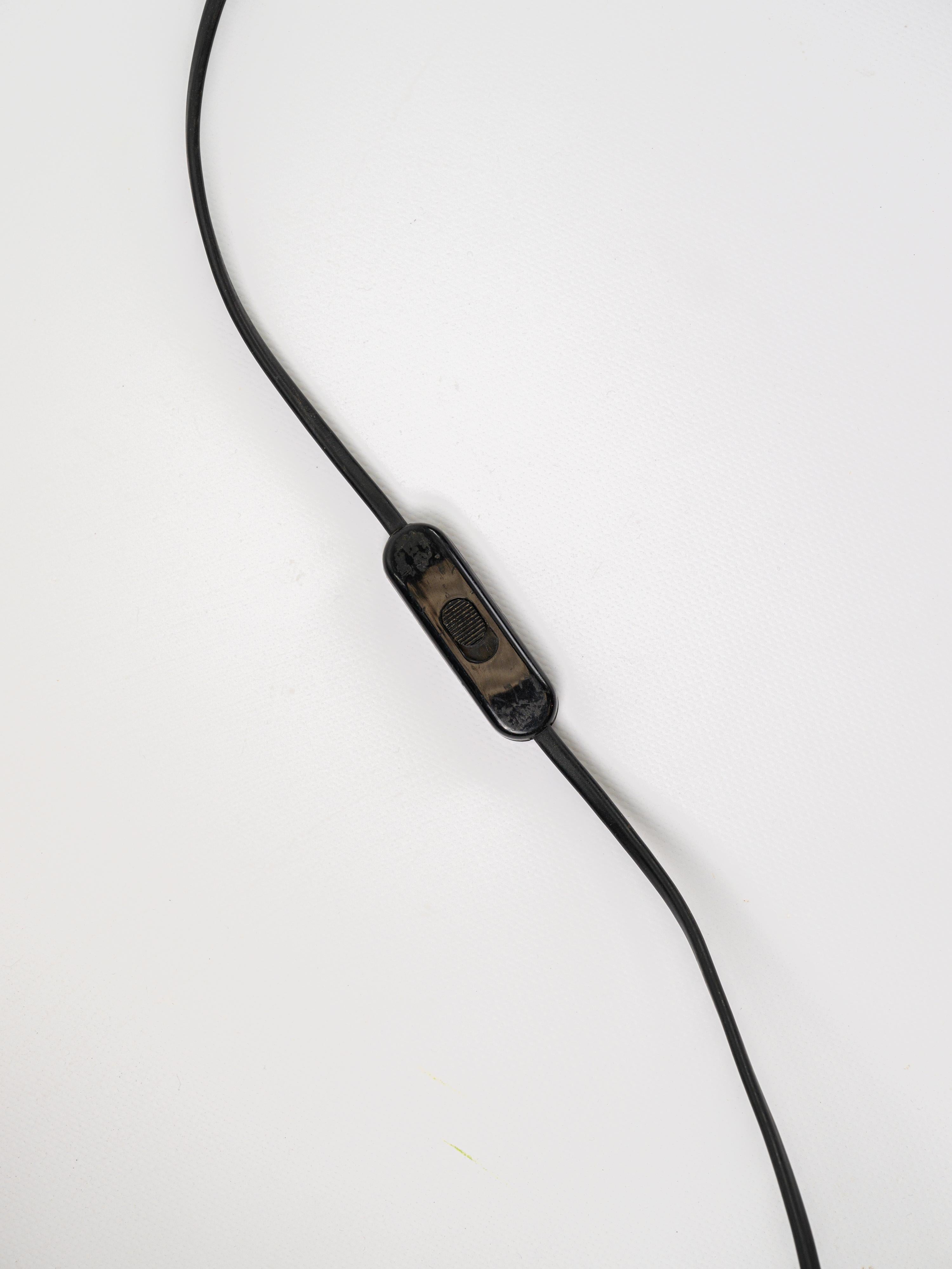 Iconic Taccia table lamp design by Achille et Pier Giacomo Castiglioni for Flos For Sale 5