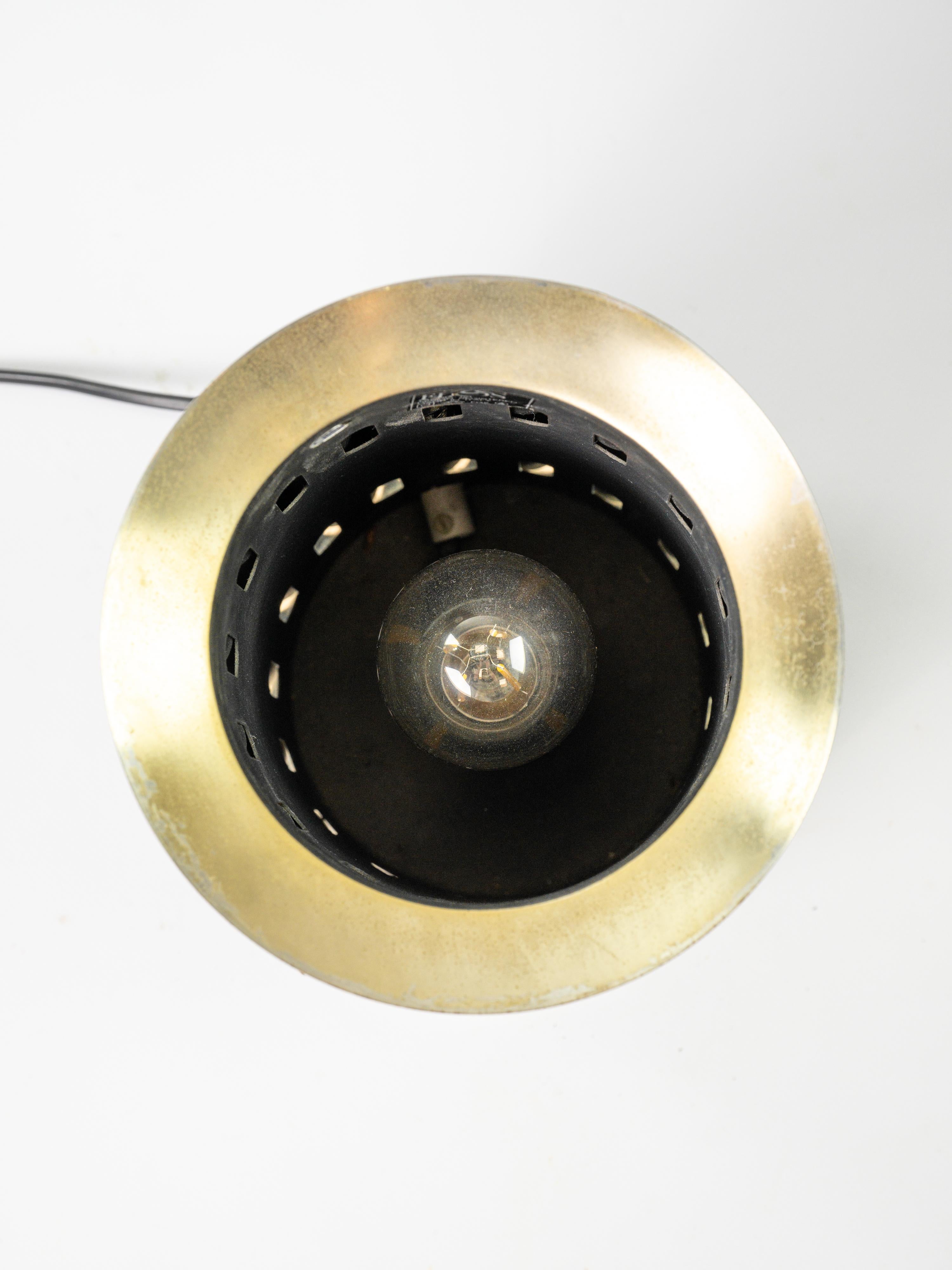 Iconic Taccia table lamp design by Achille et Pier Giacomo Castiglioni for Flos For Sale 7