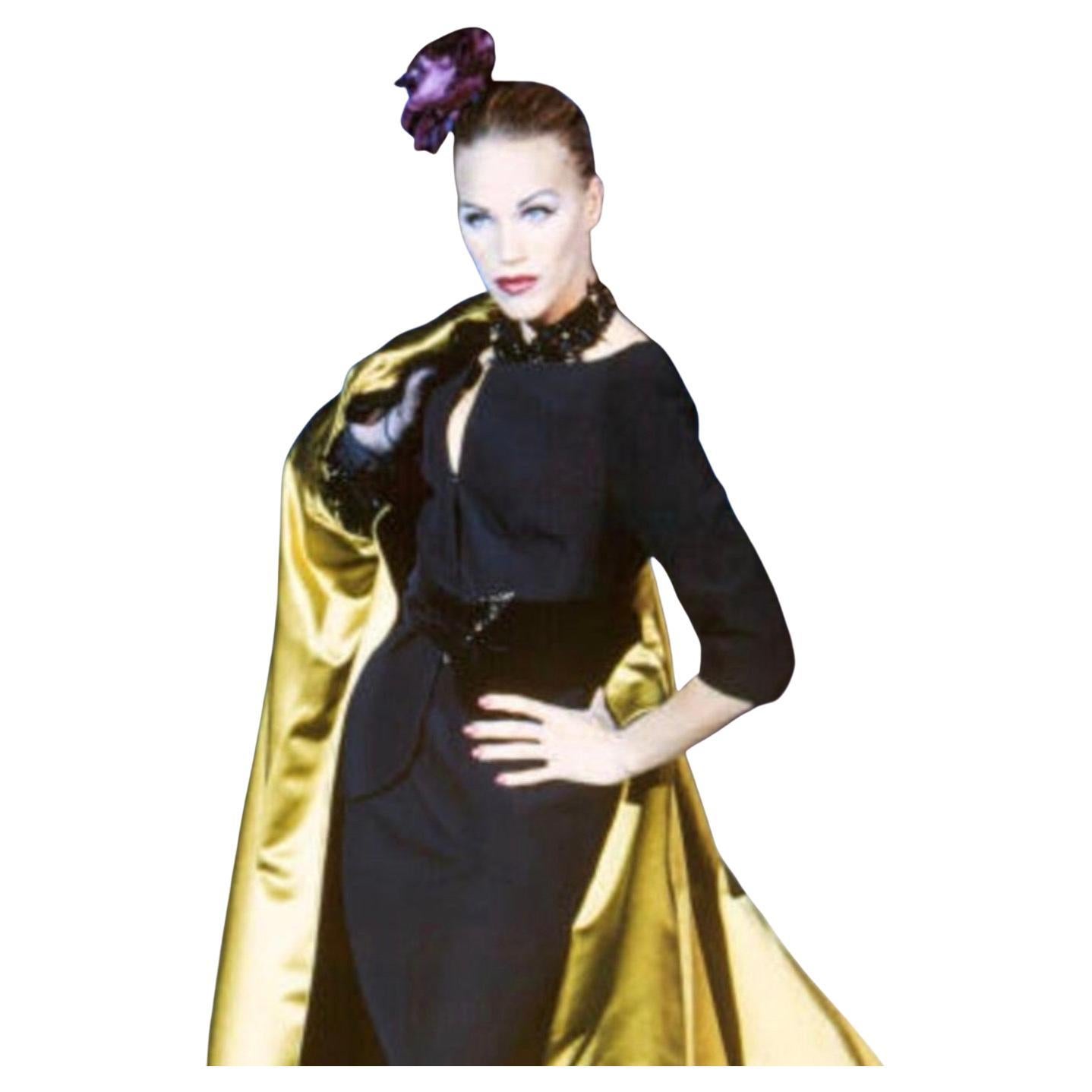 Iconico Blazer Thierry Mugler FW1995 Nero Gioiello Gemma Scollo 90s Giacca in vendita