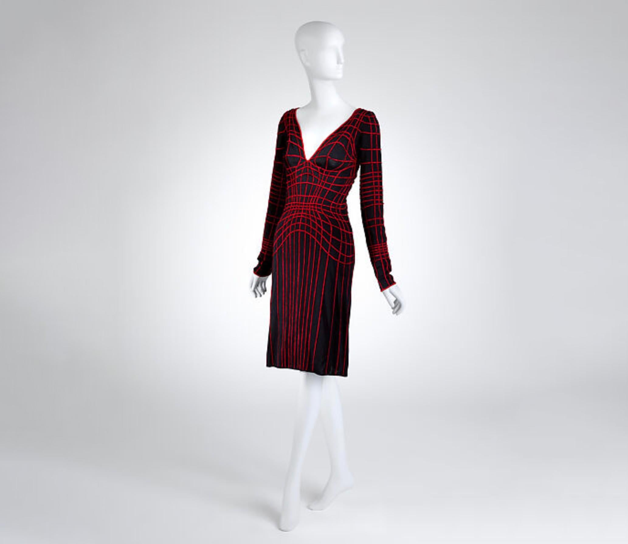 Icónico Thierry Mugler Couture Vestido Araña FW 2001 Raro Digno de Museo Negro Rojo en venta 2