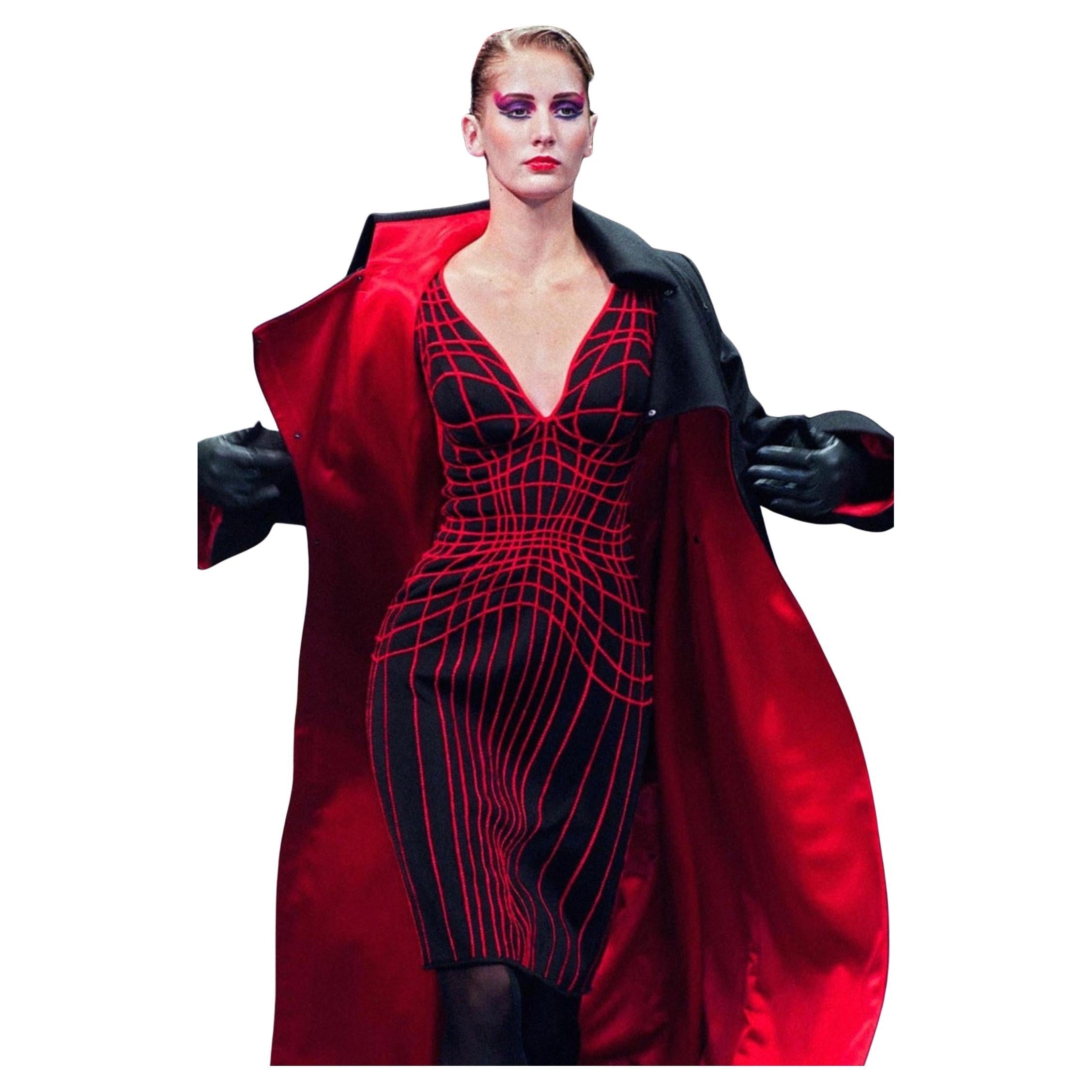 Robe araignée iconique Thierry Mugler Couture FW 2001 Rare Museum Worthy Noir et Rouge