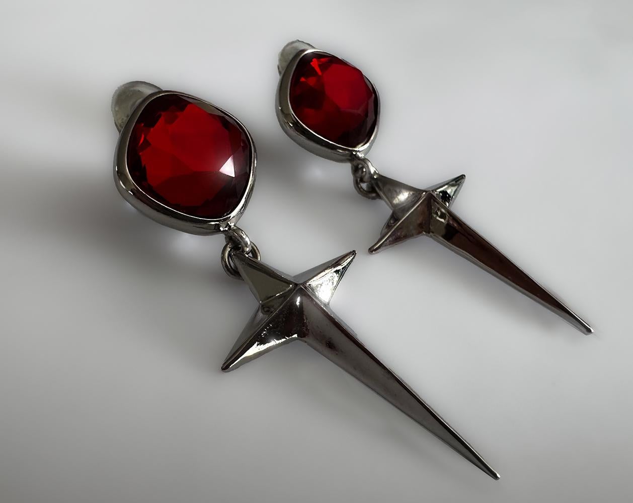 De las mujeres Pendientes Icónicos Thierry Mugler Raros FW 1992 Estrella Roja GLAMOUR en venta