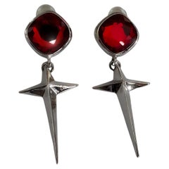 Boucles d'oreilles emblématiques Thierry Mugler Rare FW 1992 Red Star GLAMOUR