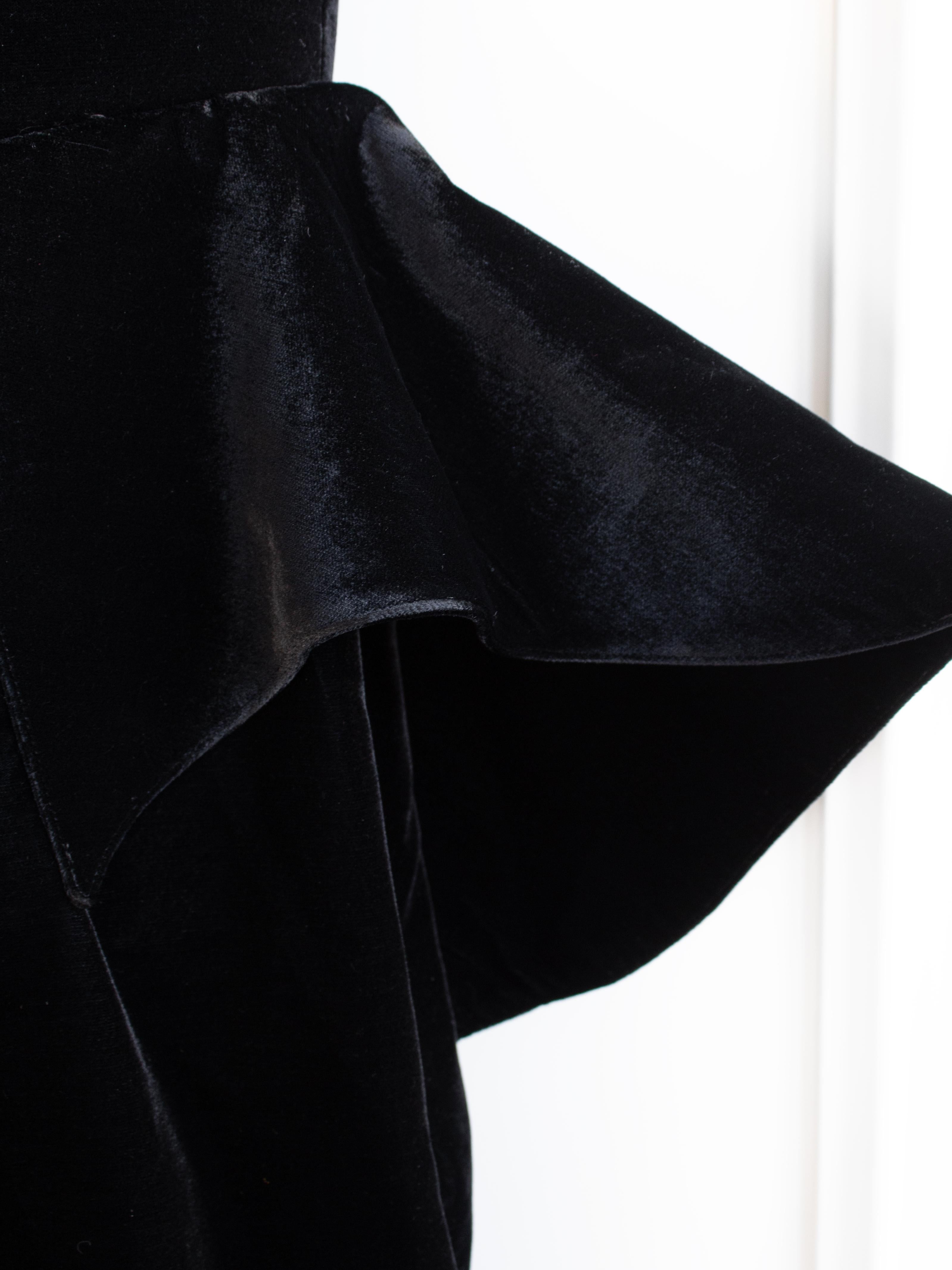 Iconic Thierry Mugler Vintage 1981 Black Velvet Peplum Vampire Dress 7