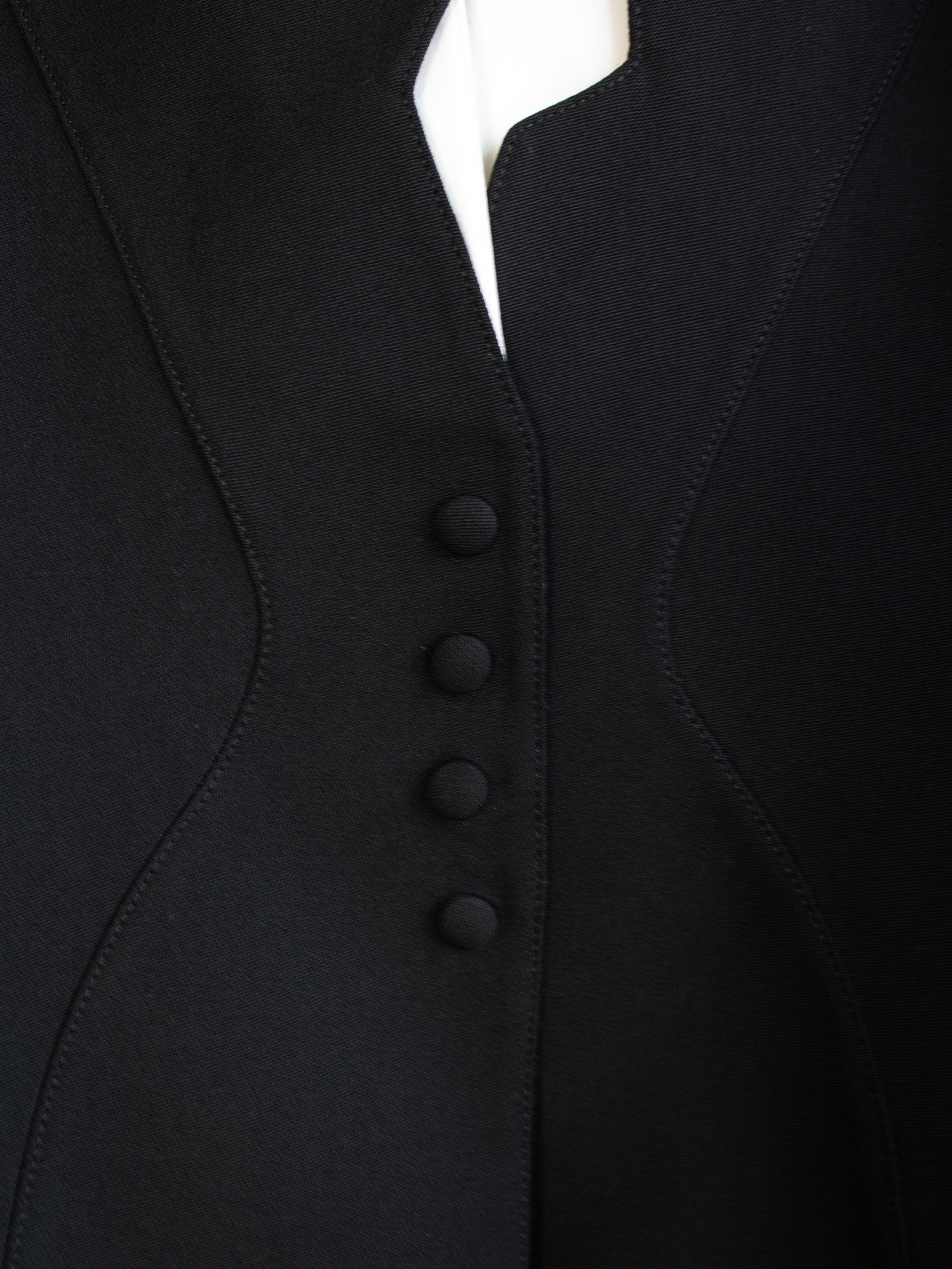 Icone Thierry Mugler Vintage S/S 1994 Black White Zigzag Sculptural Jacket en vente 7