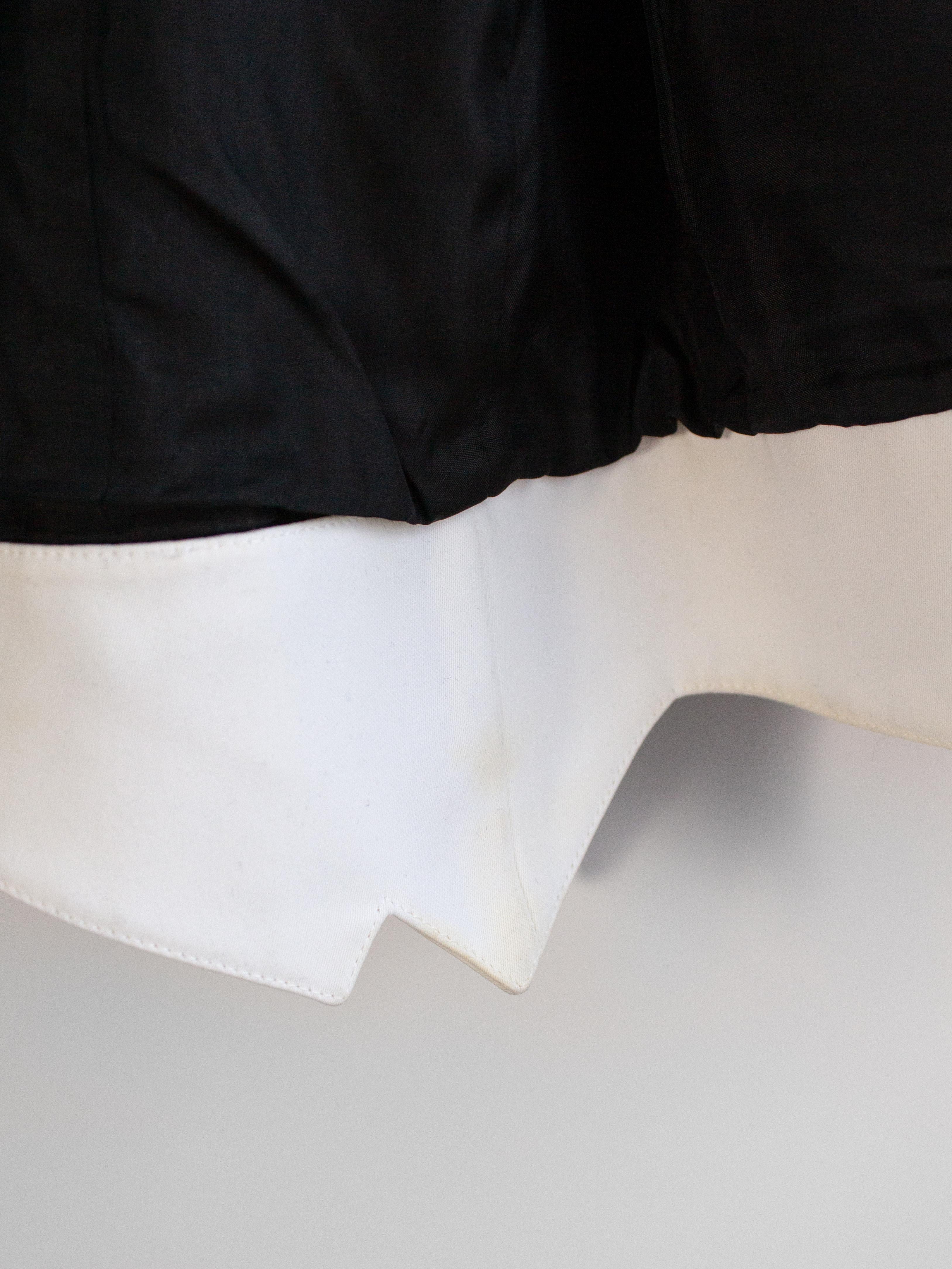 Icone Thierry Mugler Vintage S/S 1994 Black White Zigzag Sculptural Jacket en vente 13