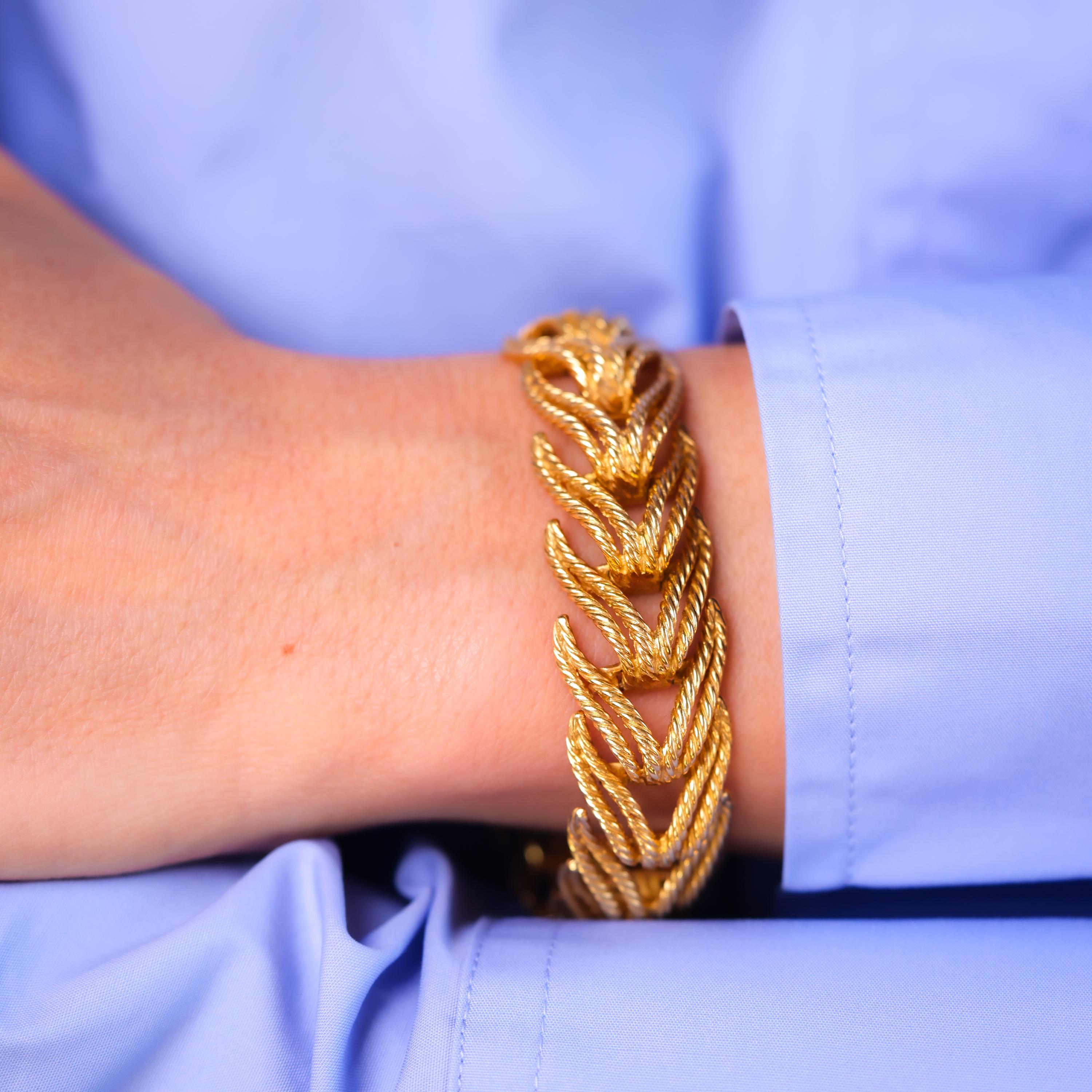Ikonische Tiffany & Co. Französisches geflochtenes Armband aus 18 Karat Gelbgold im Zustand „Hervorragend“ in Beverly Hills, CA