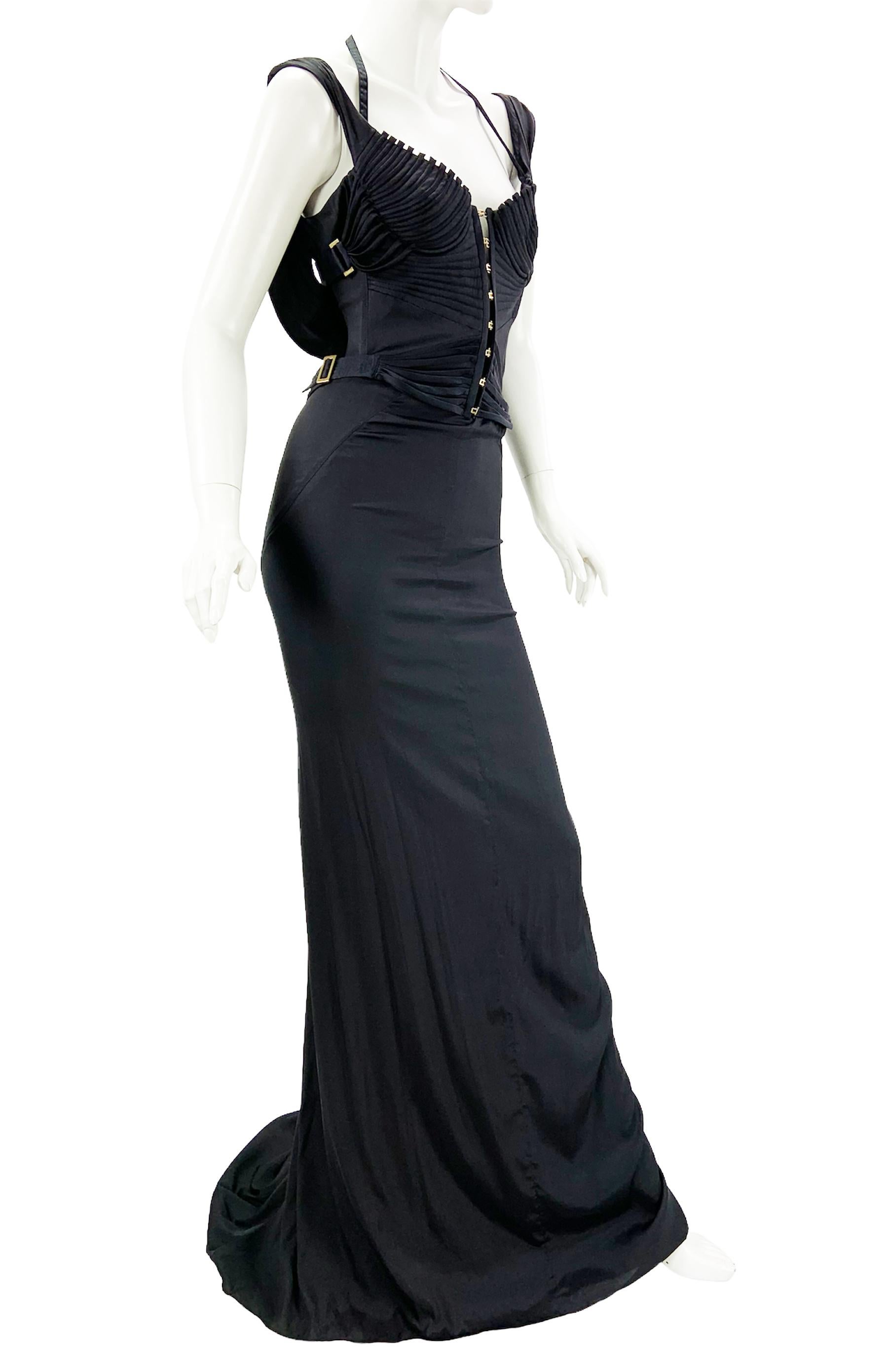 Women's Iconic Tom Ford for Gucci F/W 2003 Runway Black Corset Stretch Dress Gown 38