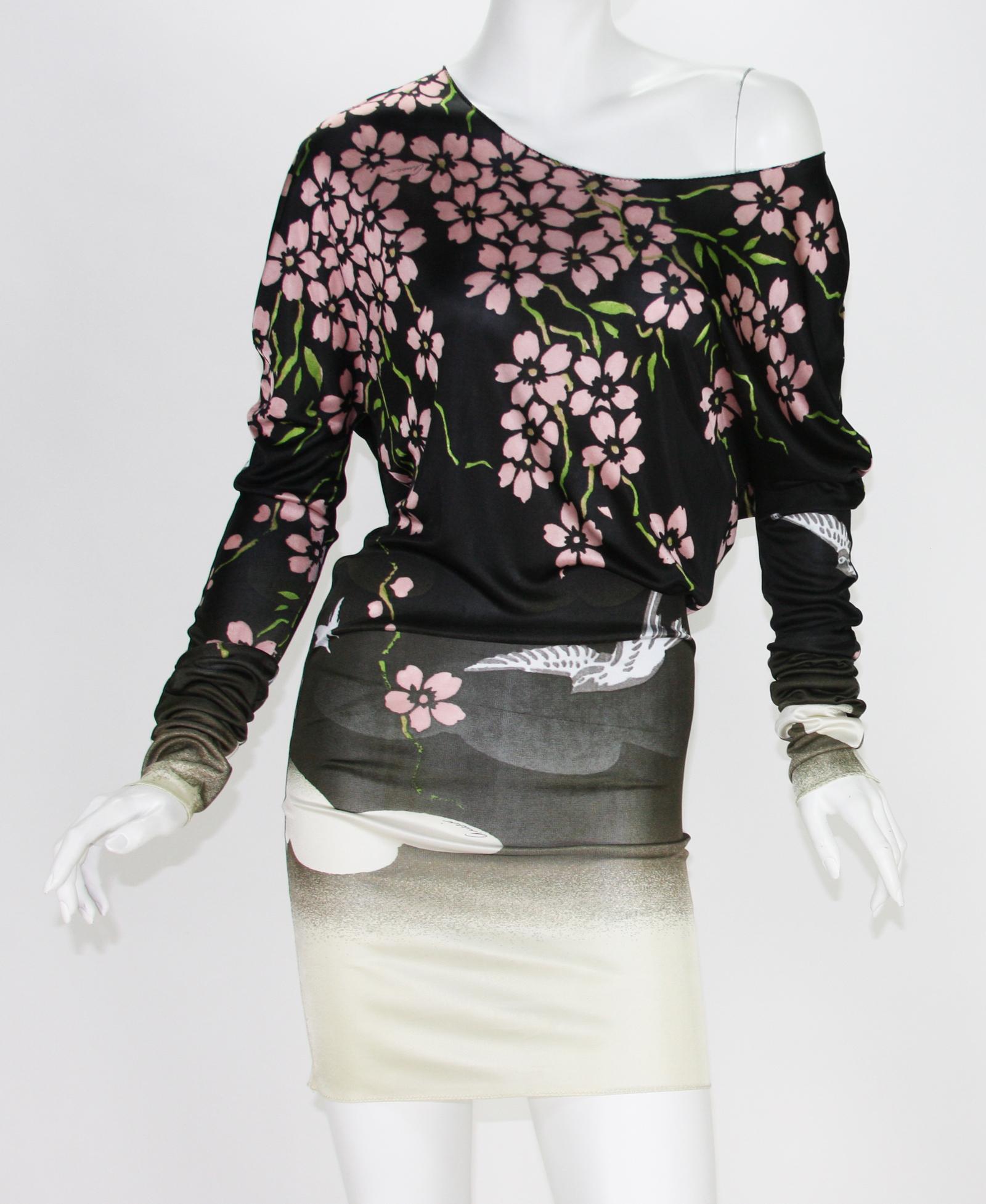 Ikonisches Tom Ford für Gucci SS 2003  Japanisches Mini-Stretchkleid aus Kirschblüten S (Schwarz) im Angebot