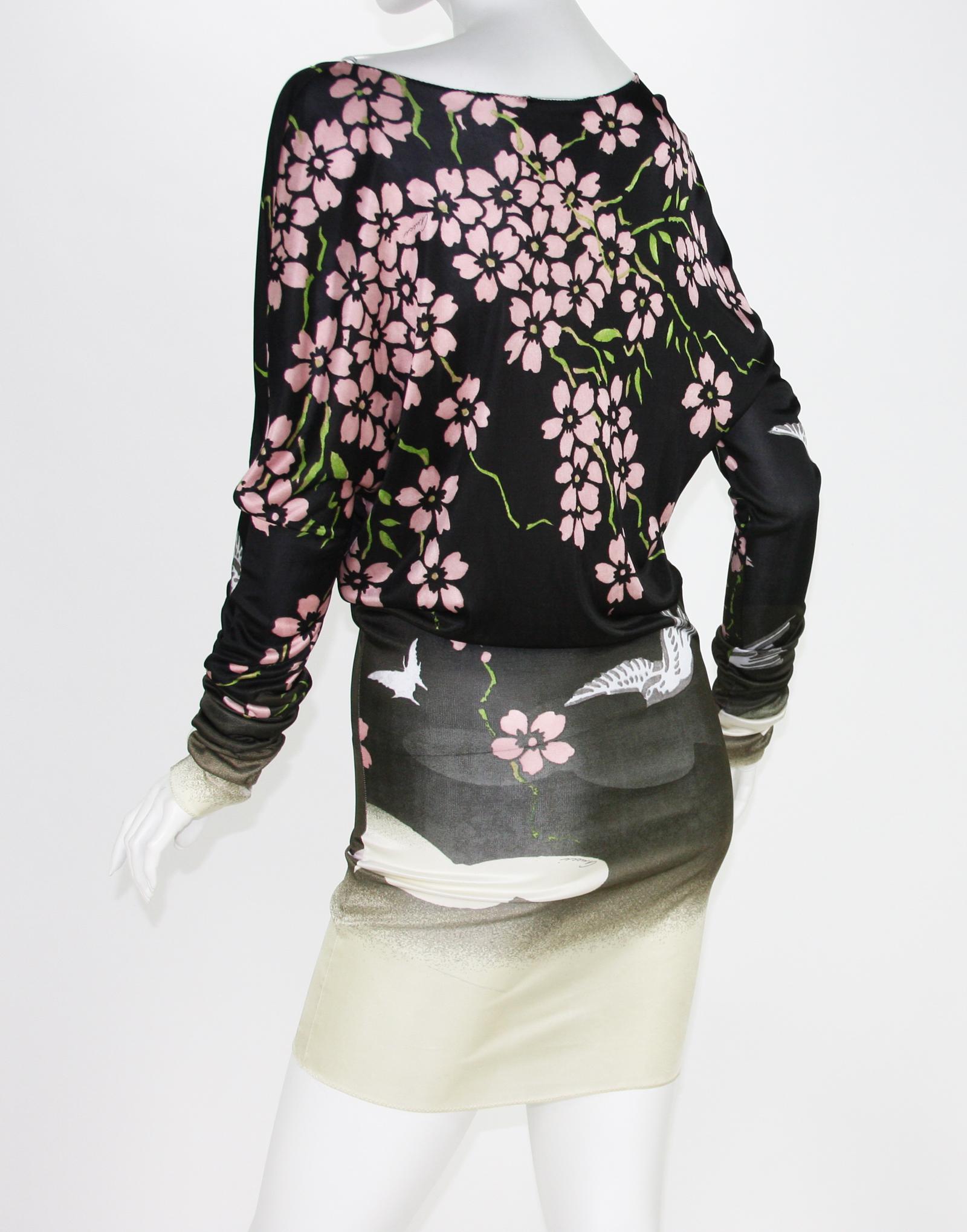 Ikonisches Tom Ford für Gucci SS 2003  Japanisches Mini-Stretchkleid aus Kirschblüten S im Angebot 1