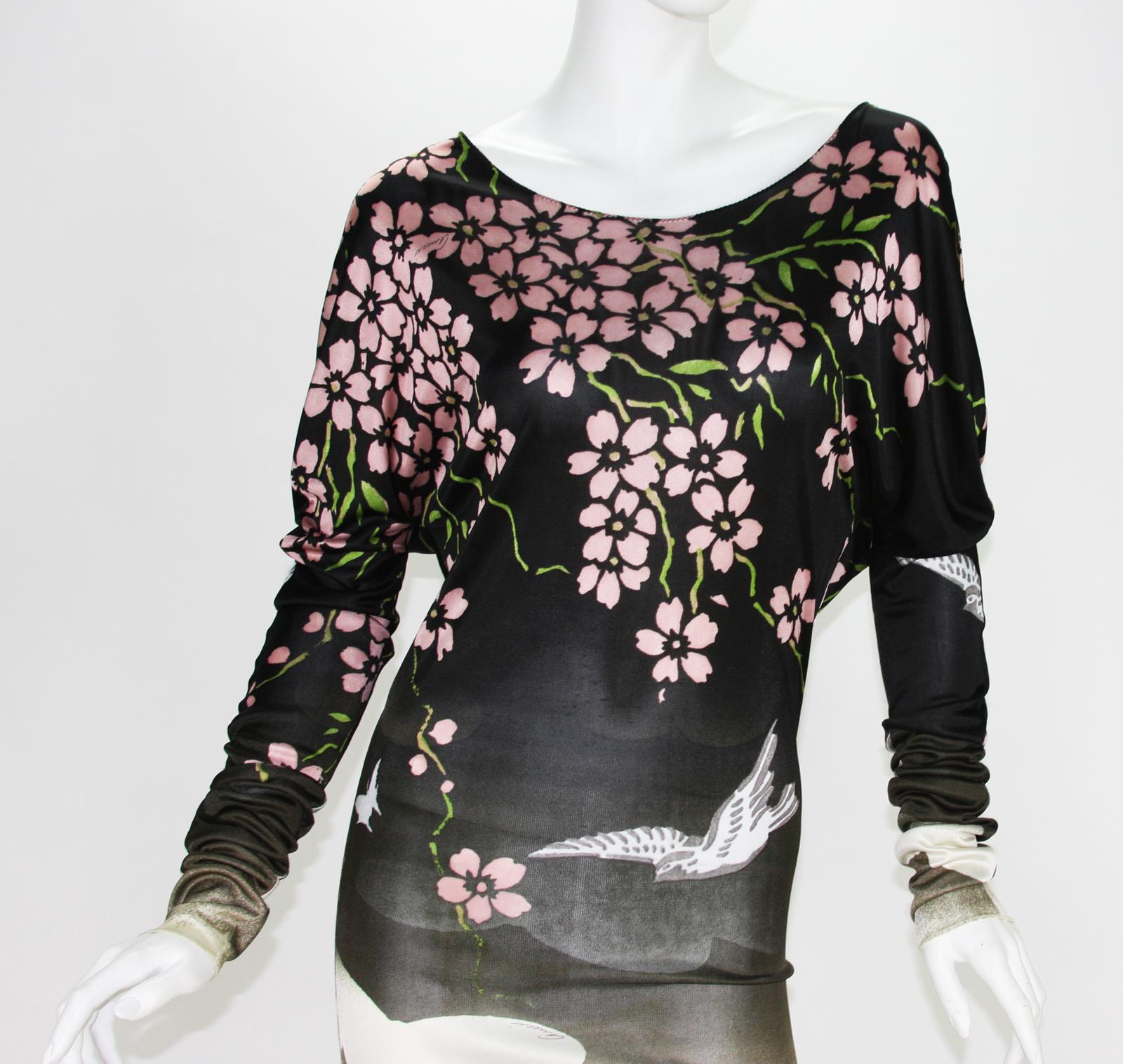 Ikonisches Tom Ford für Gucci SS 2003  Japanisches Mini-Stretchkleid aus Kirschblüten S im Angebot 2