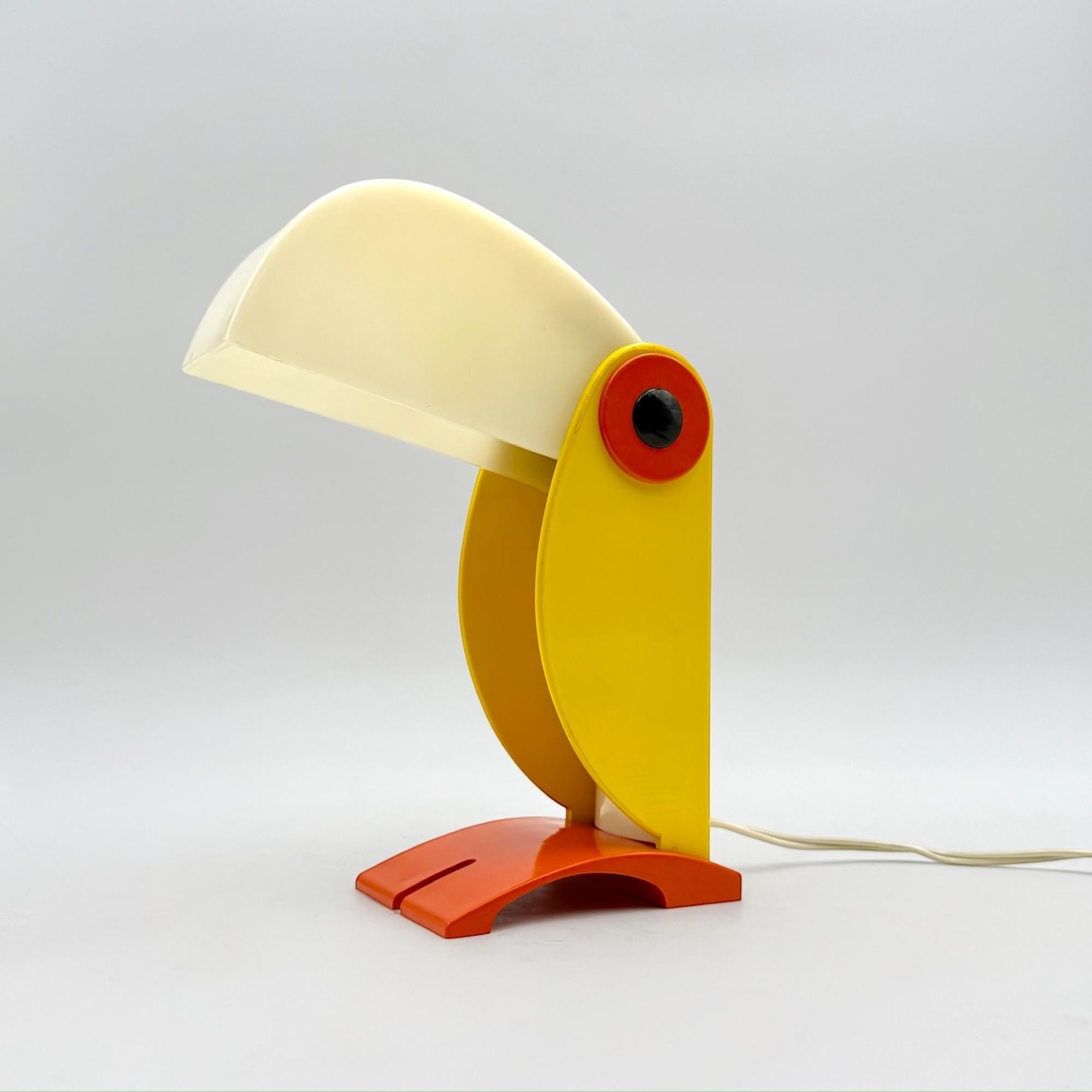 Italian Iconic Toucan Lamp by Enea Ferrari - Vintage 70s Old Timer Lighting Masterpiece