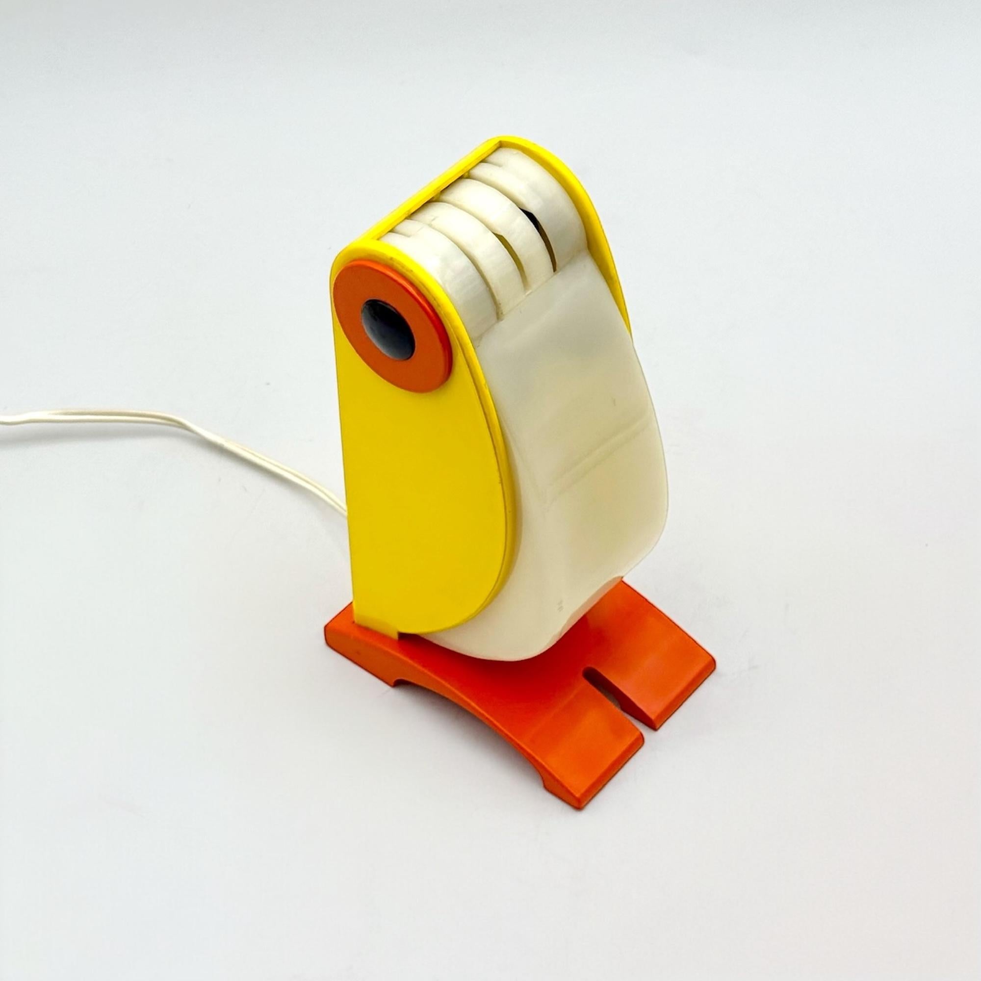 Plastic Iconic Toucan Lamp by Enea Ferrari - Vintage 70s Old Timer Lighting Masterpiece