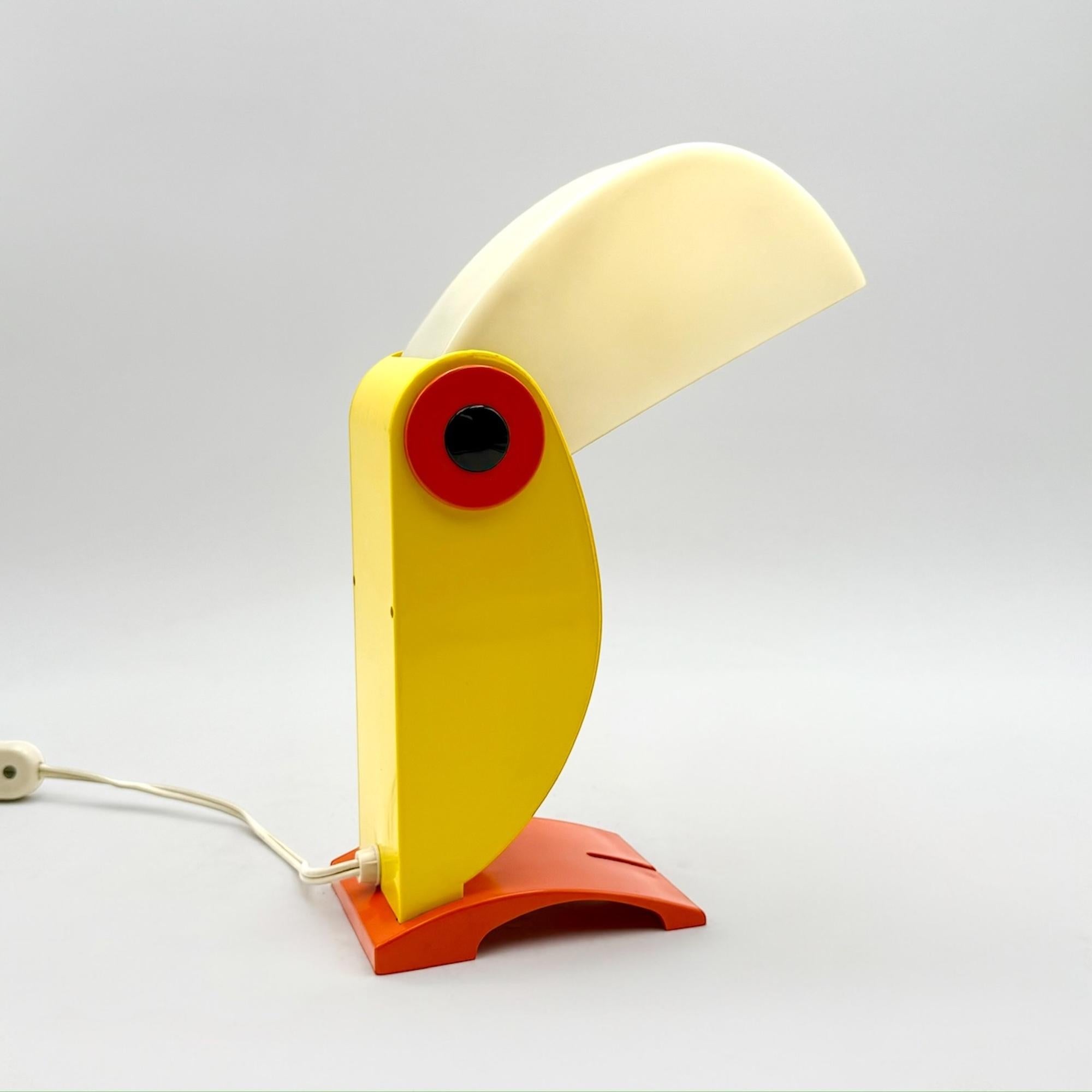 Iconic Toucan Lamp by Enea Ferrari - Vintage 70s Old Timer Lighting Masterpiece 1