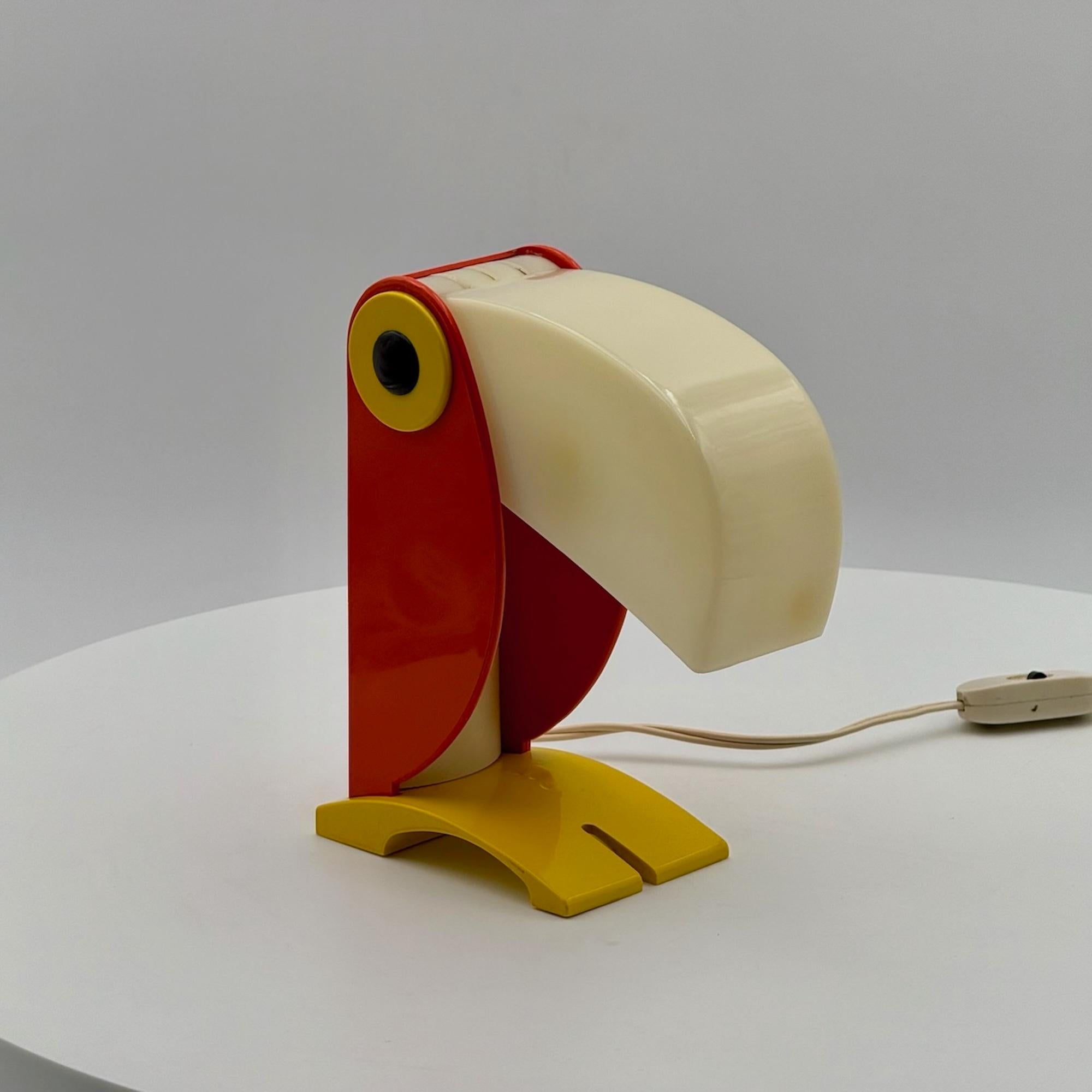 Iconic Toucan Lamp by Enea Ferrari - Vintage 70s Old Timer Lighting Masterpiece 2