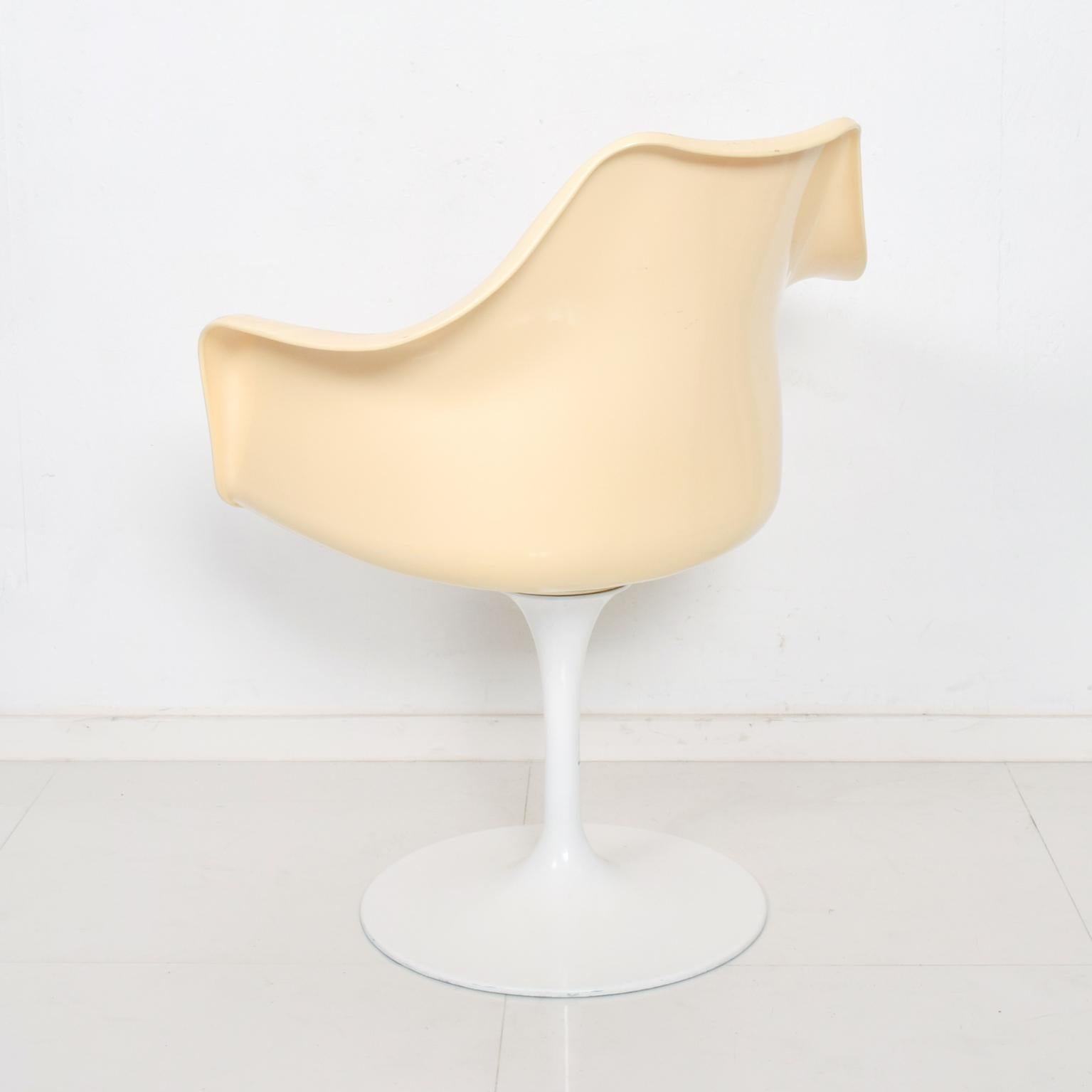 American Iconic Tulip Dining Arm Chairs Eero Saarinen for Knoll in Zesty Orange-Set of 4