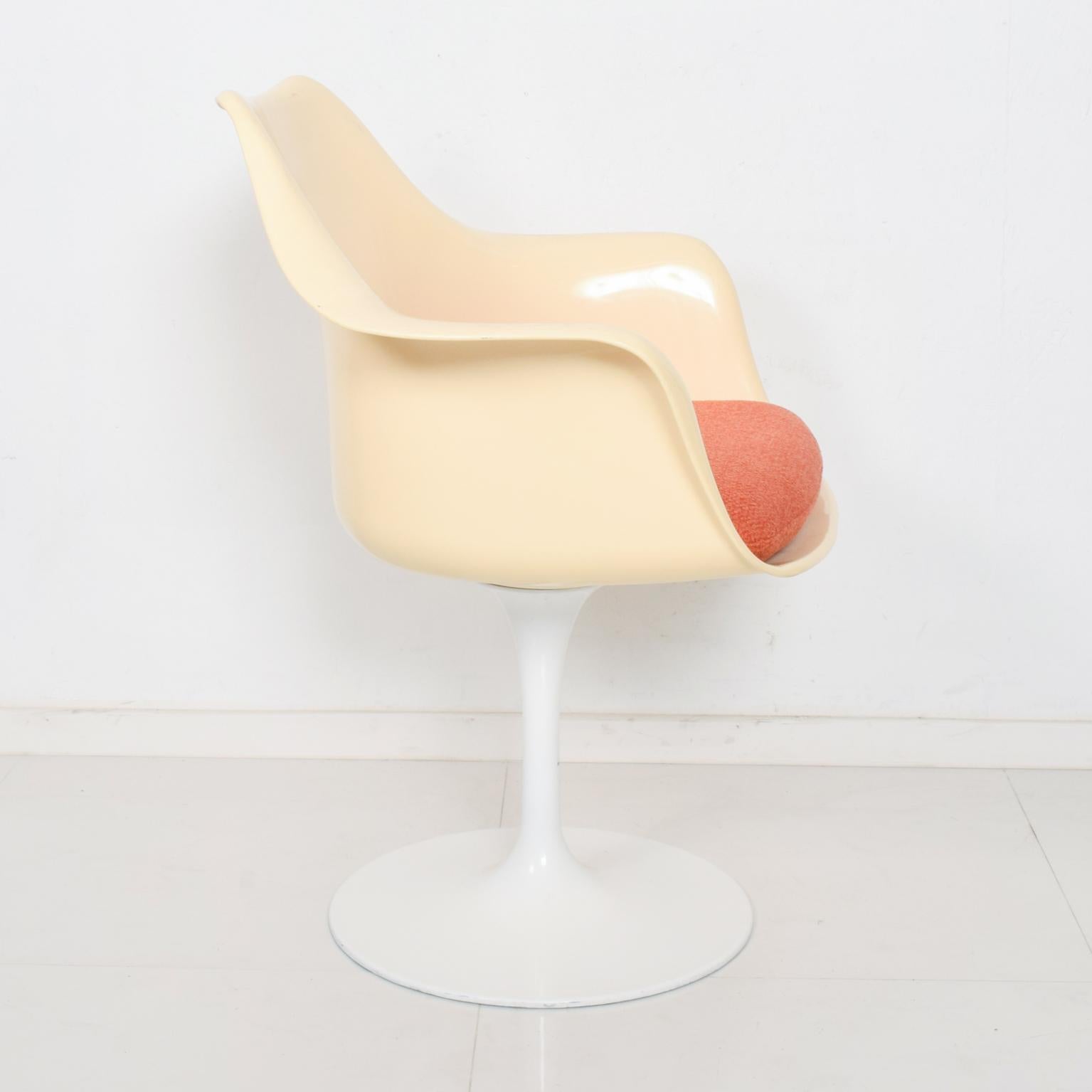 Mid-20th Century Iconic Tulip Dining Arm Chairs Eero Saarinen for Knoll in Zesty Orange-Set of 4