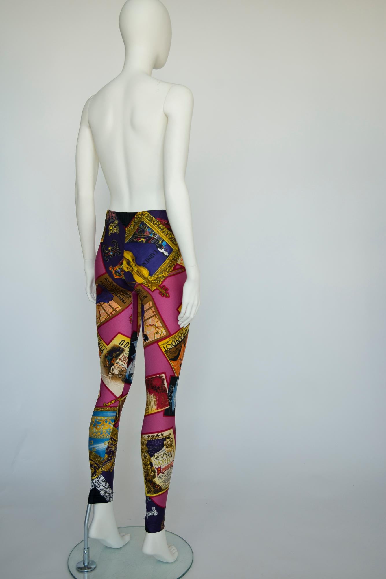 Iconic Versace Couture Printed stretch Leggings Pants, Fall-Winter 1991  For Sale 4