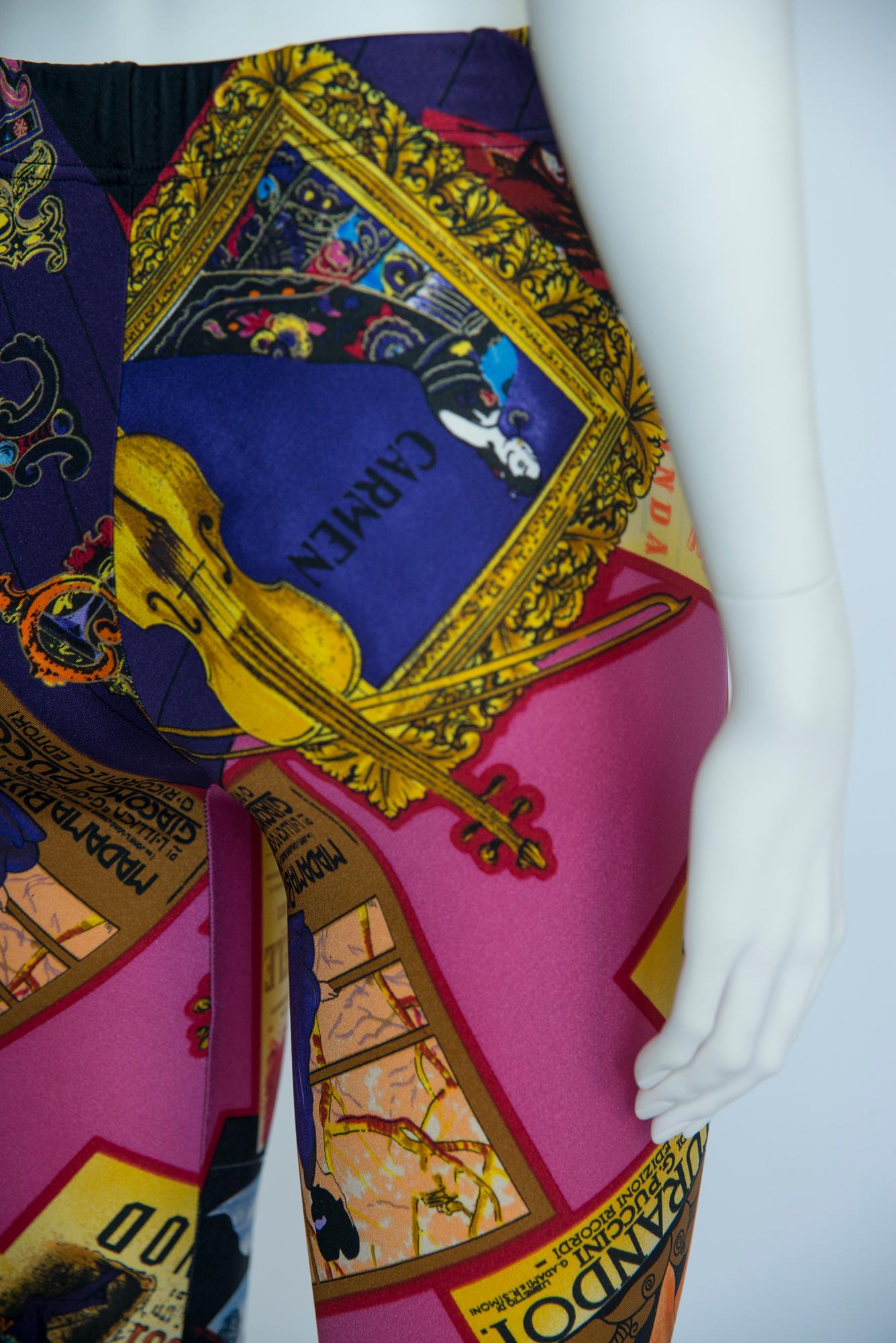 Iconic Versace Couture Printed stretch Leggings Pants, Fall-Winter 1991 For Sale 4