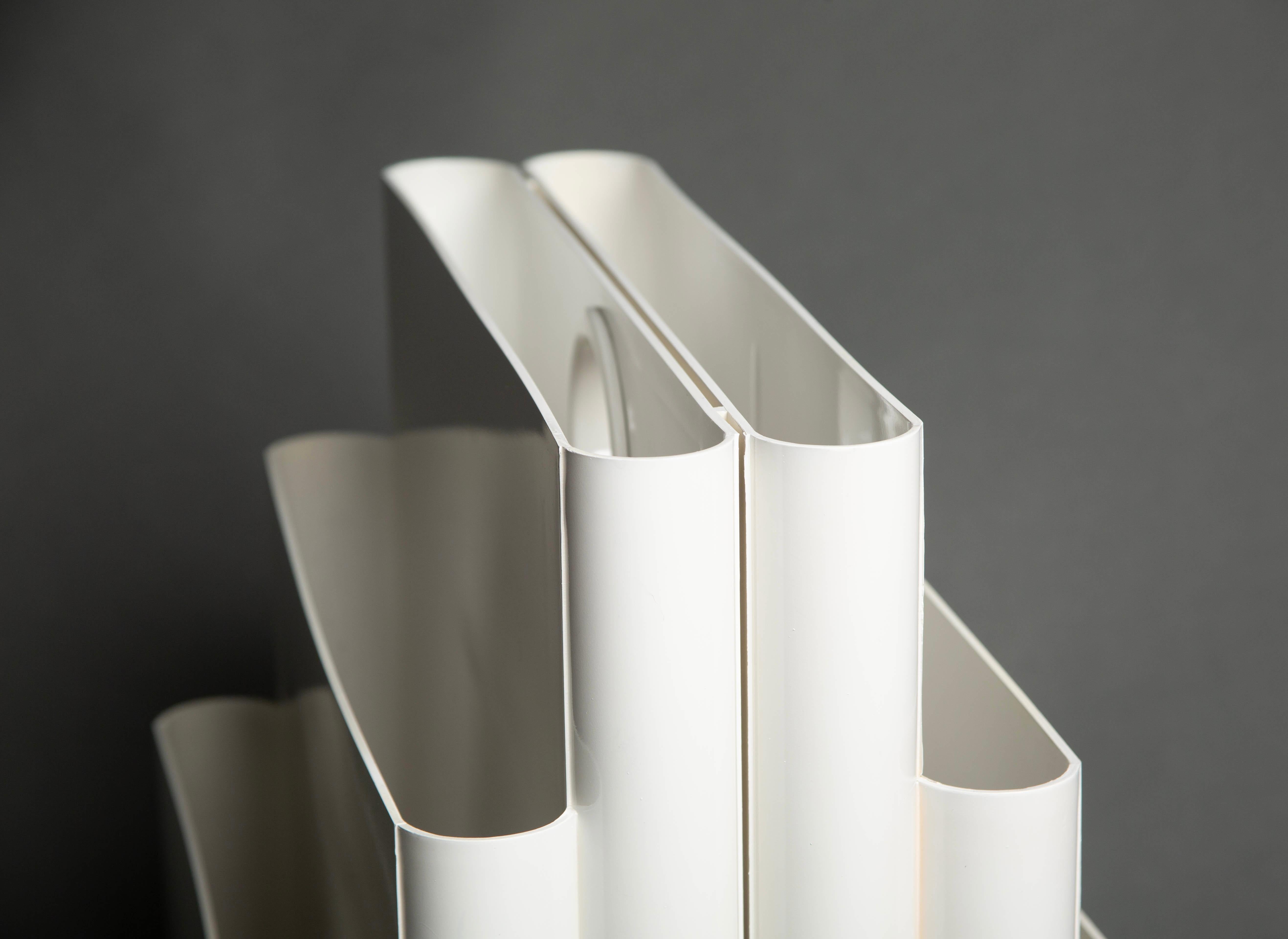 Ikonisches Vintage-Design: Zeitschriftenständer 4675 von Giotto Stoppino für Kartell, Italien im Angebot 5