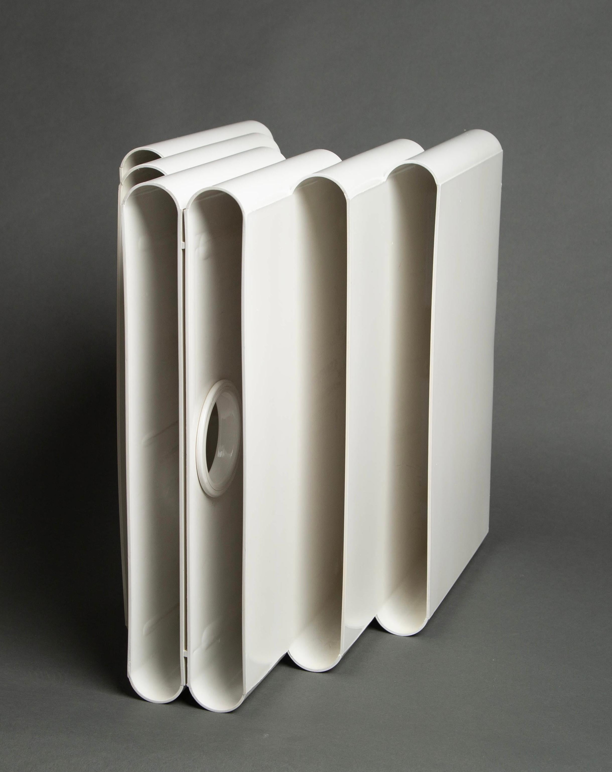 Ikonisches Vintage-Design: Zeitschriftenständer 4675 von Giotto Stoppino für Kartell, Italien im Angebot 2