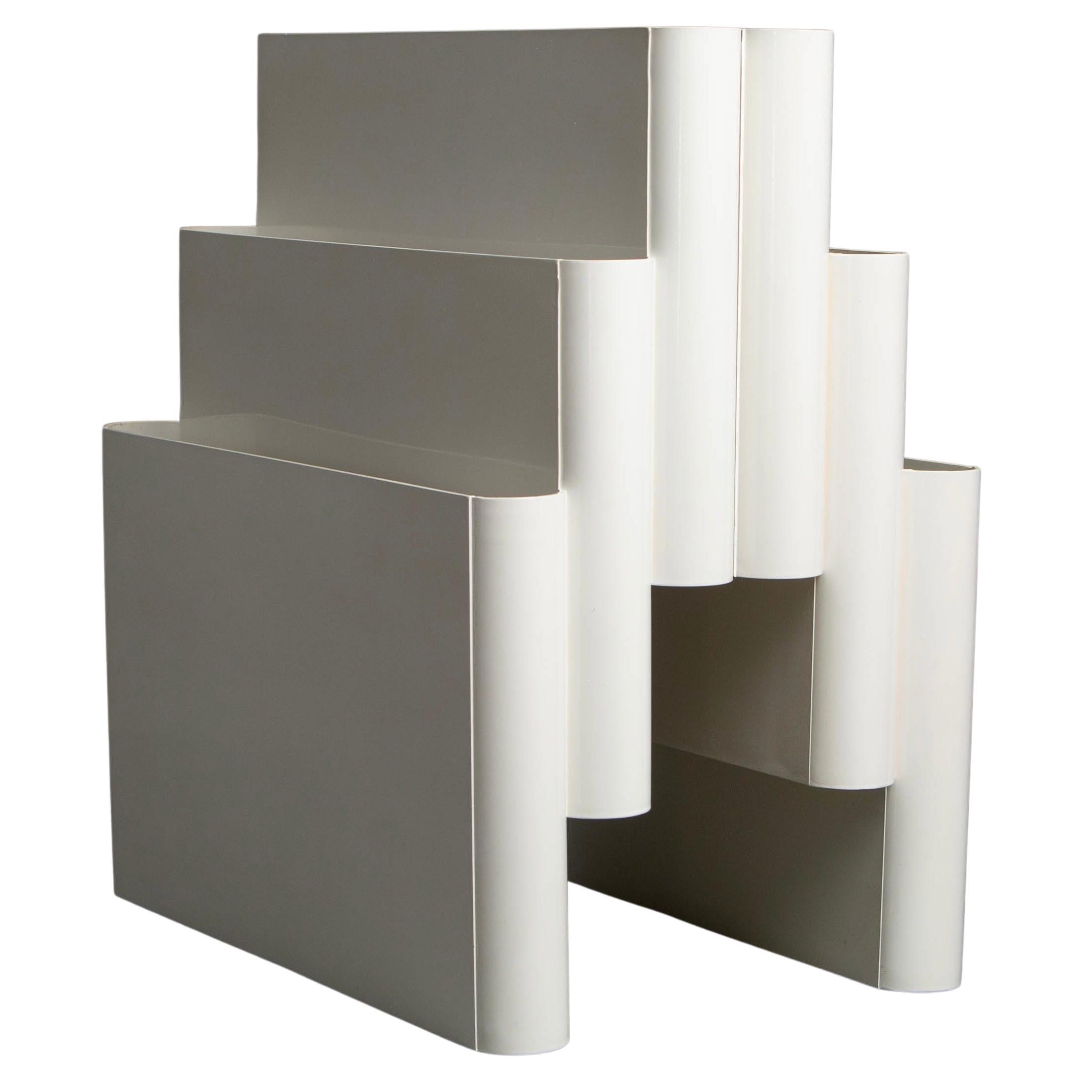 Diseño vintage icónico: Revistero 4675 de Giotto Stoppino para Kartell, Italia