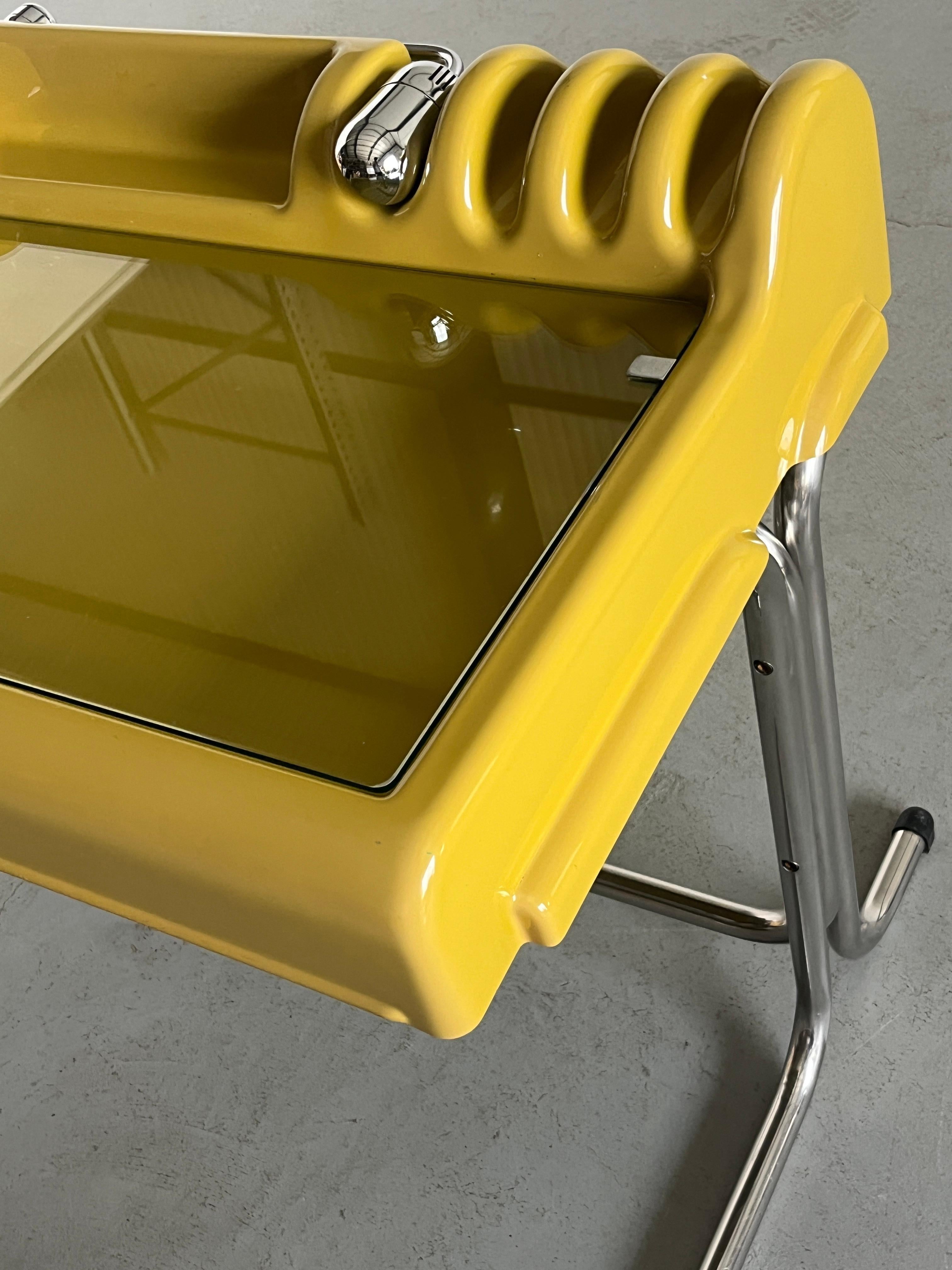 Iconic Vintage ‘Orix’ Multi-Purpose Desk with Lamp by Parigi & Prina for Molteni For Sale 2