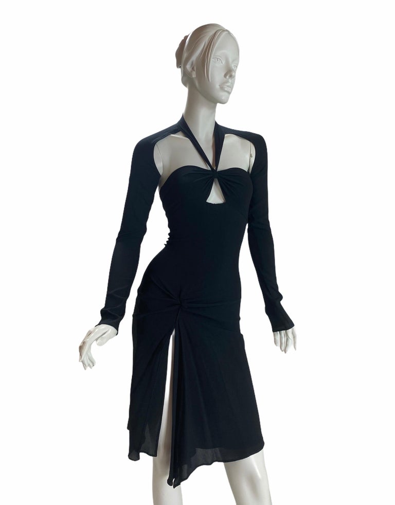 Tom Ford pour Gucci - Robe noire emblématique, vintage, taille 38 En vente  sur 1stDibs
