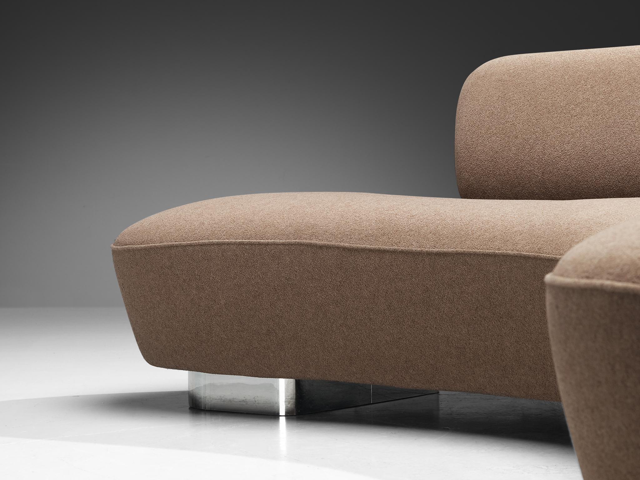 Ikonisches Vladimir Kagan 'Serpentine' Sofa in Beige gepolstert (amerikanisch) im Angebot