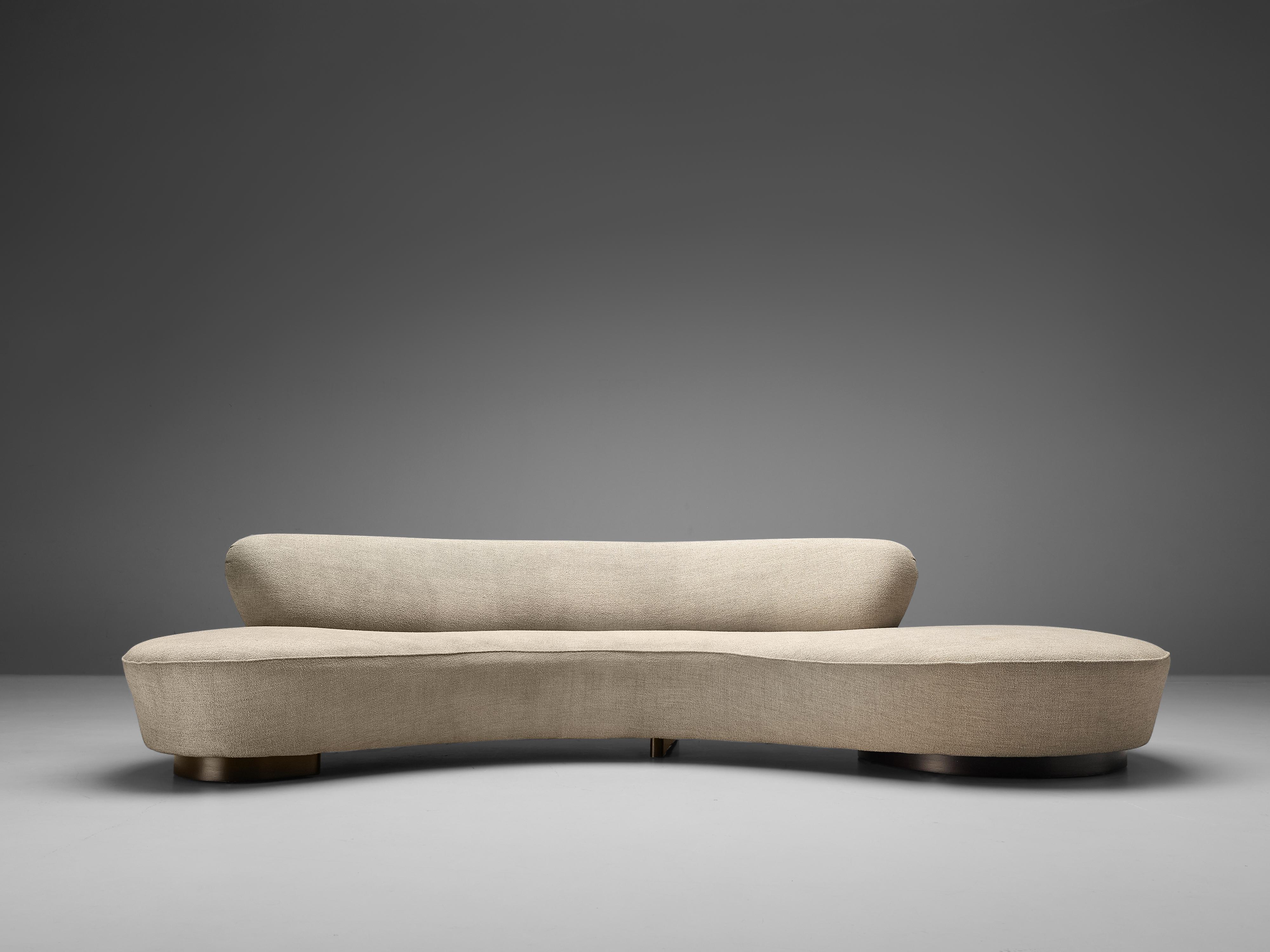 American Iconic Vladimir Kagan 'Serpentine' Sofa in Off-White Upholstery