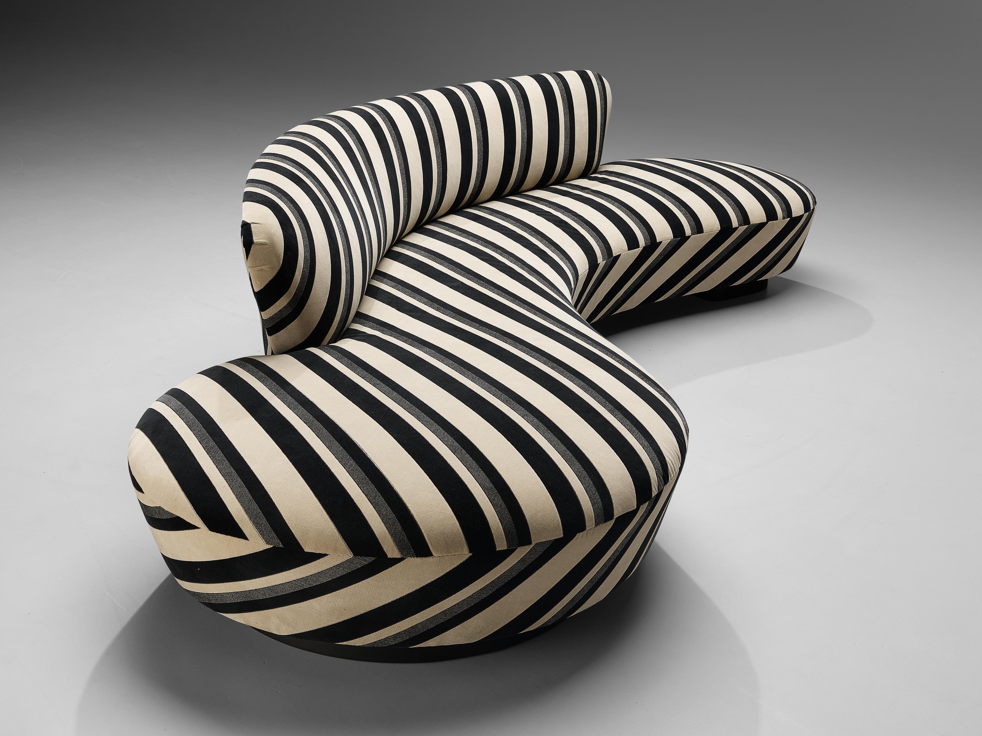Iconic Vladimir Kagan 'Serpentine' Sofa in Striped Upholstery 1