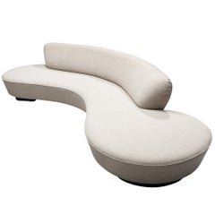 Iconic Vladimir Kagan ‘Serpentine’ Sofa in White Upholstery