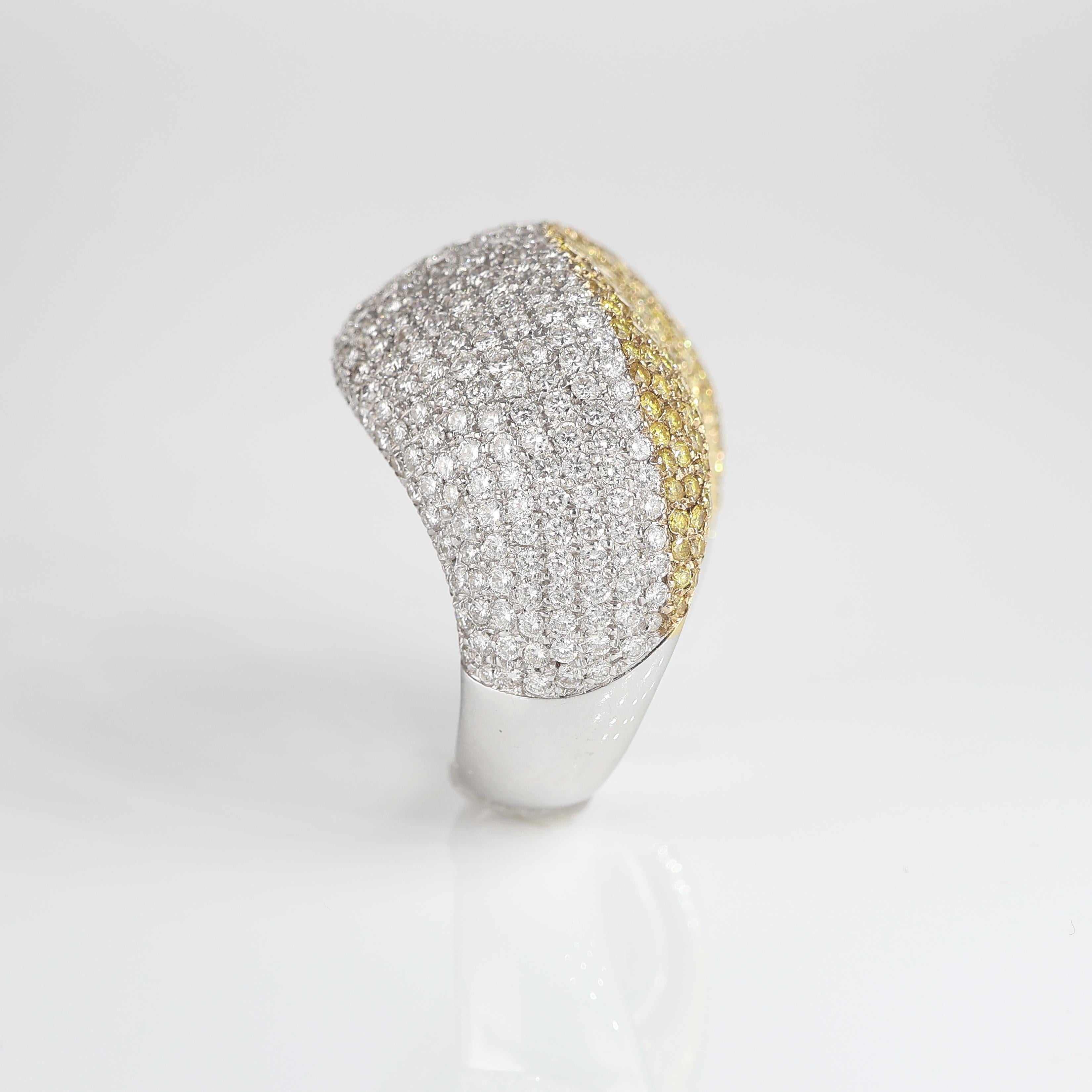 Iconic White Gold Band Ring with White and Yellow Diamonds, 4.10 Carats For Sale 5