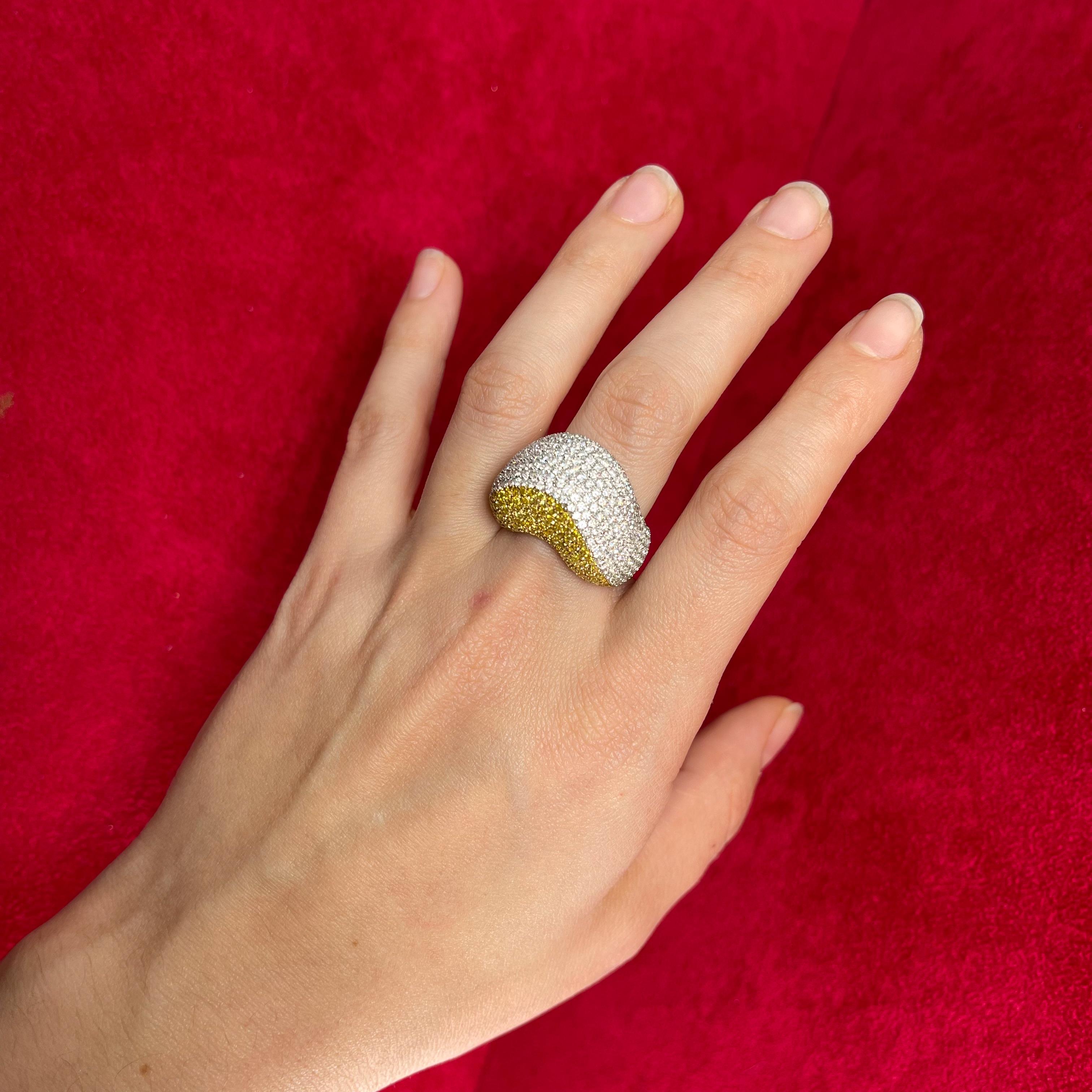 Iconic White Gold Band Ring with White and Yellow Diamonds, 4.10 Carats For Sale 9
