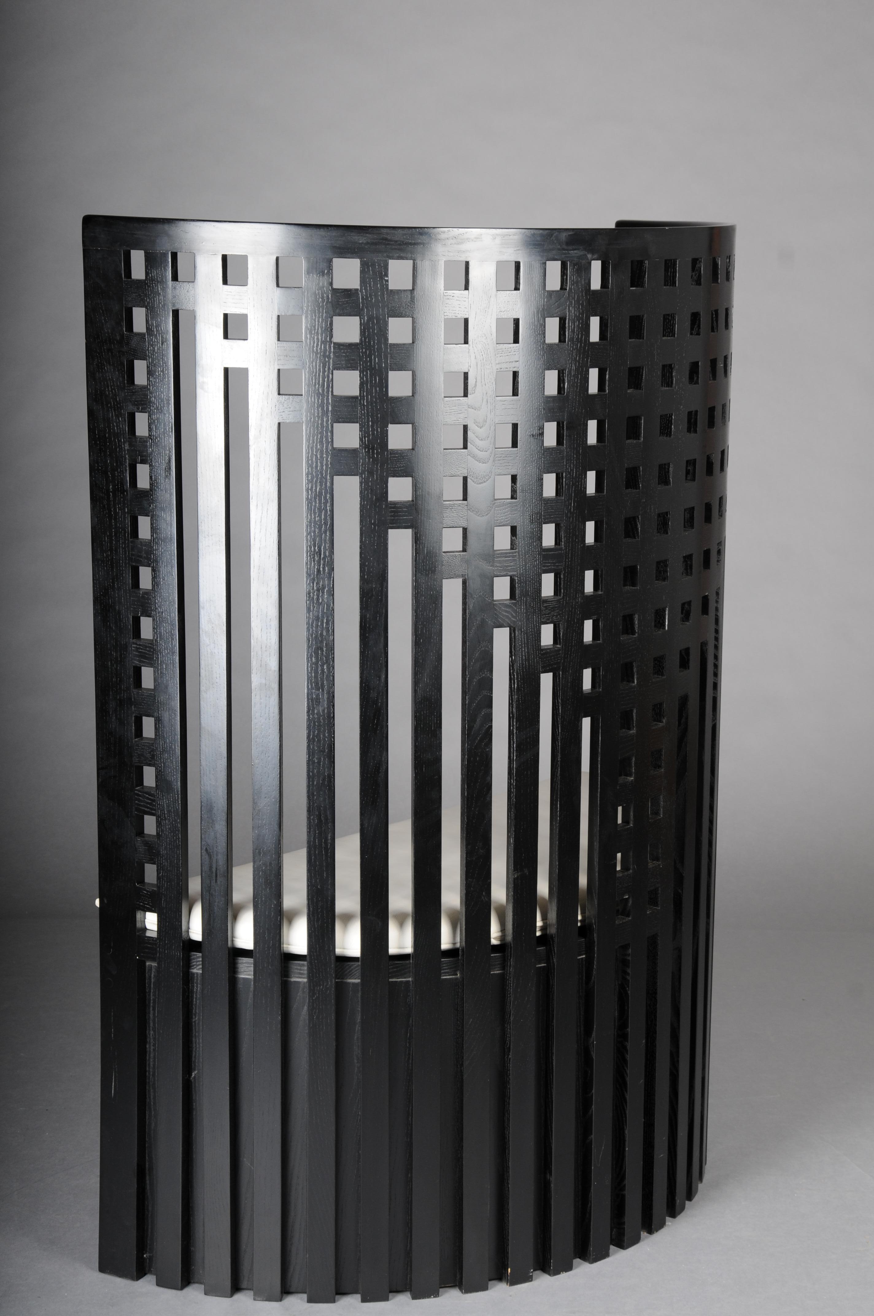 Iconic Willow Chiar nr. 312 by Charles after Rennie Mackintosh For Sale 10