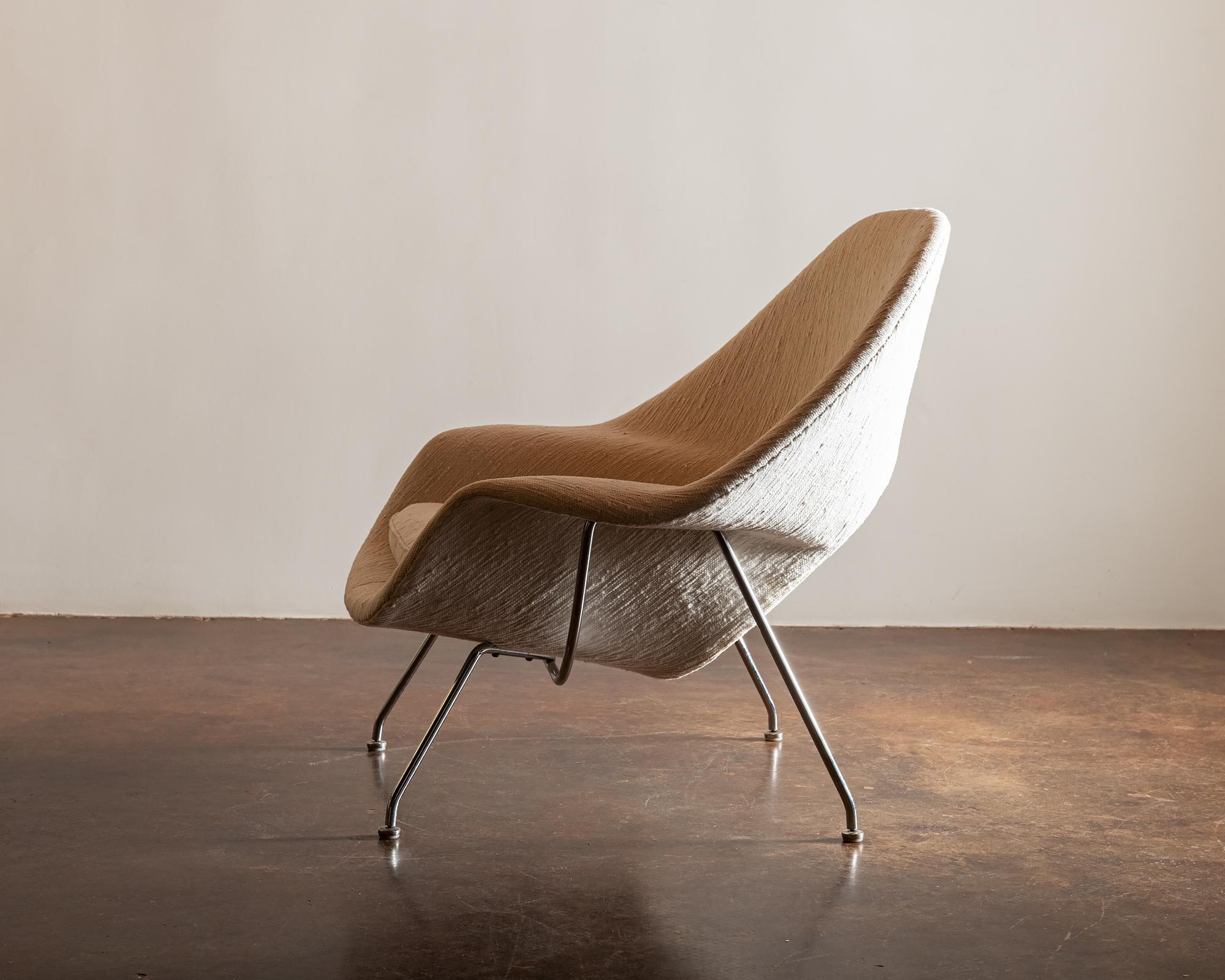 Steel Iconic Womb Chair and Ottoman by Eero Saarinen for Knoll, United States, 1960s