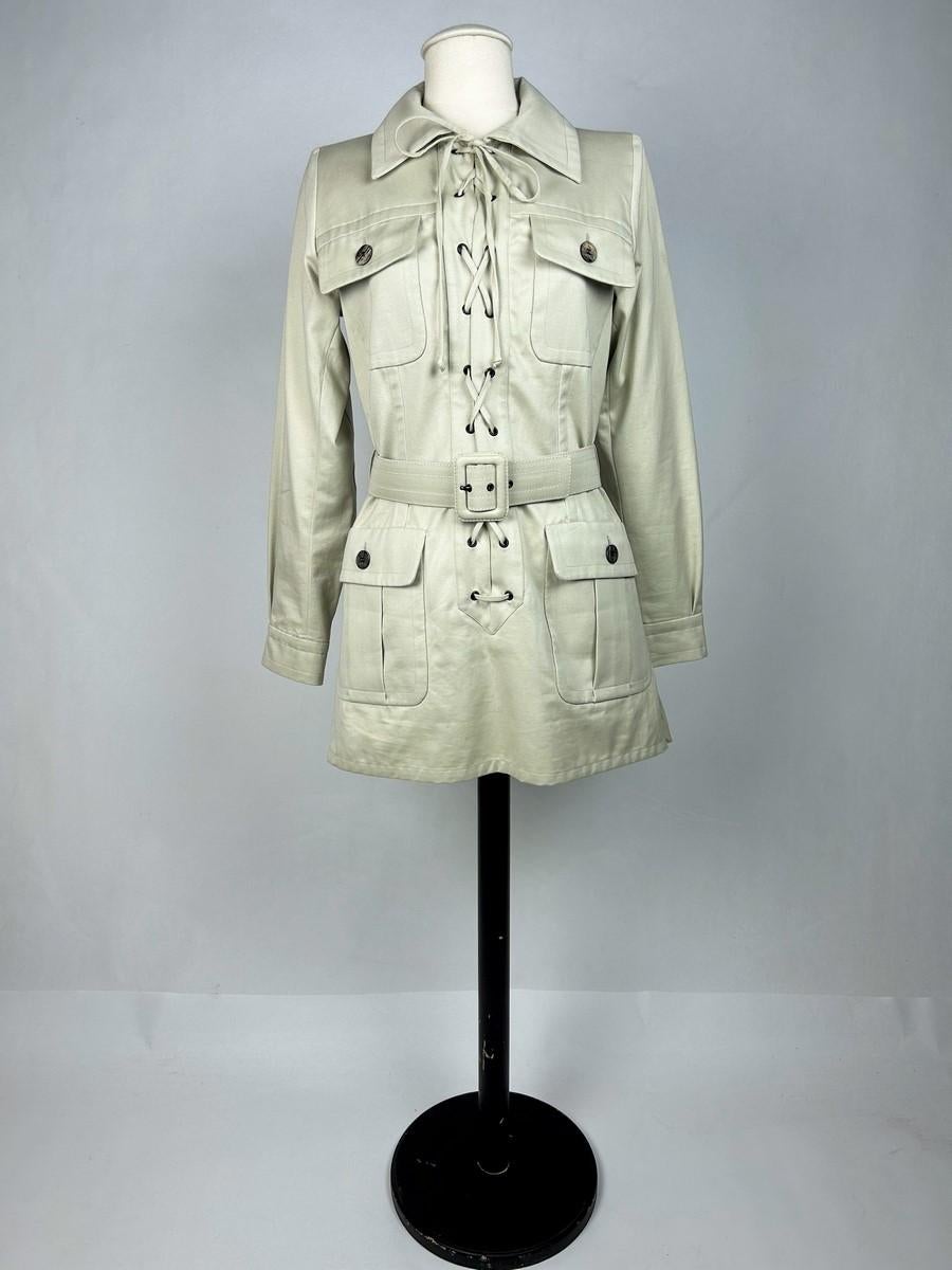 Iconic Yves Saint Laurent Rive Gauche Saharienne Jacket Circa 1995 In Good Condition For Sale In Toulon, FR