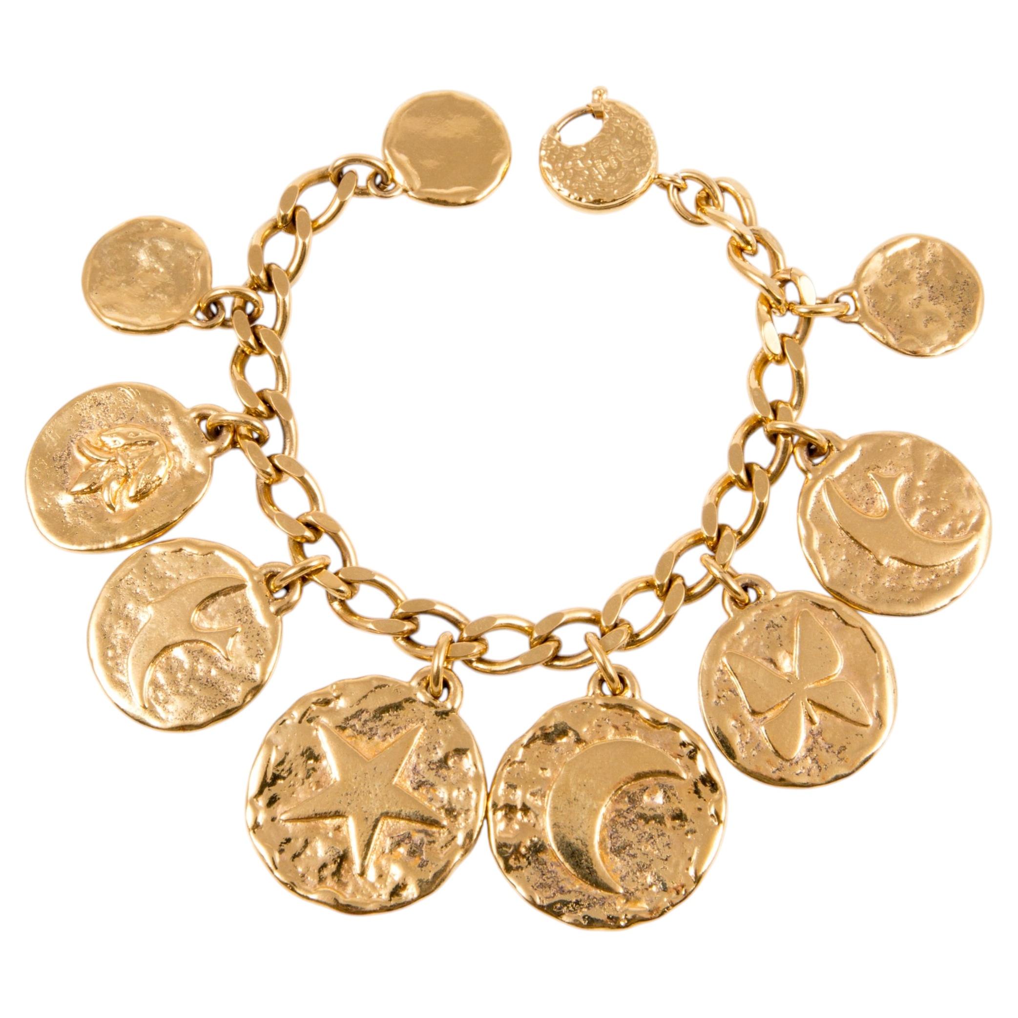 Iconic Yves Saint Laurent YSL Gold Ton Charms Armband
