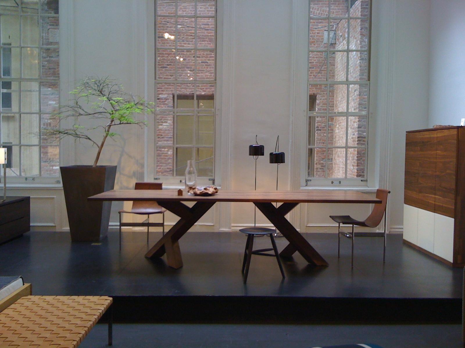 Iconoclast Modern Hardwood Dining Table by Izm Design 1