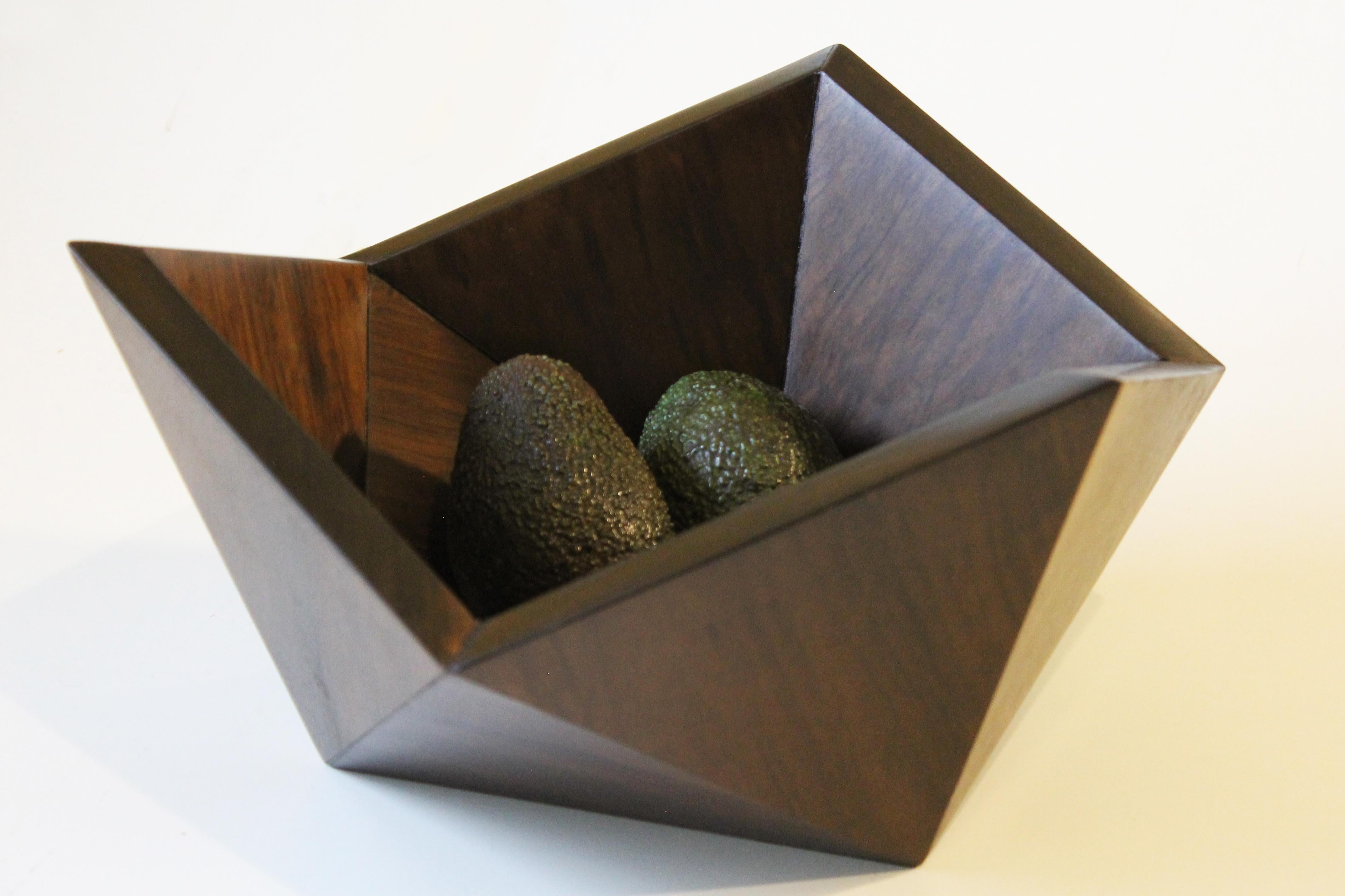 Modern Icosa wood bowl - (imbuia - brazilian walnut) For Sale