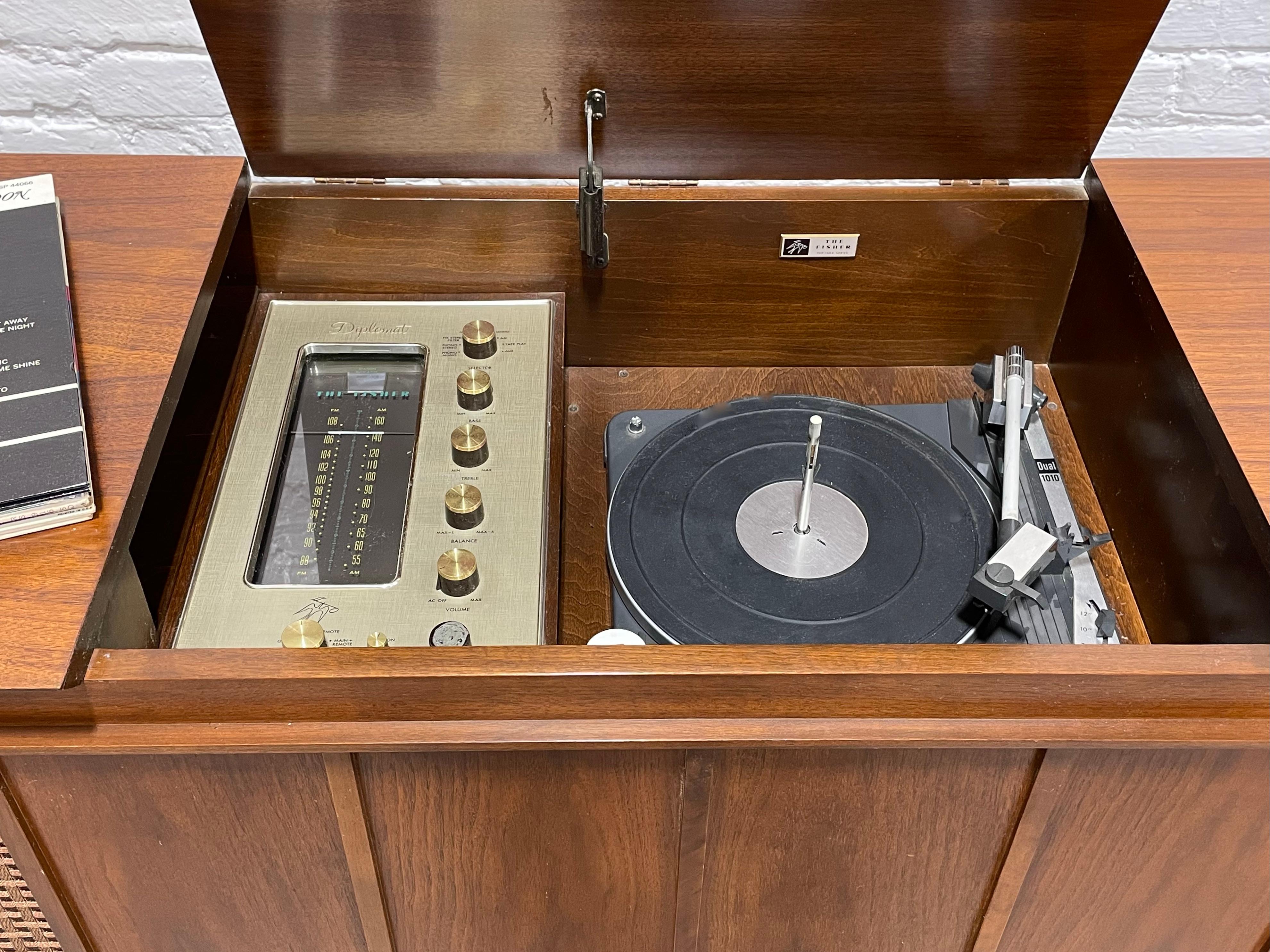 vintage fisher stereo console