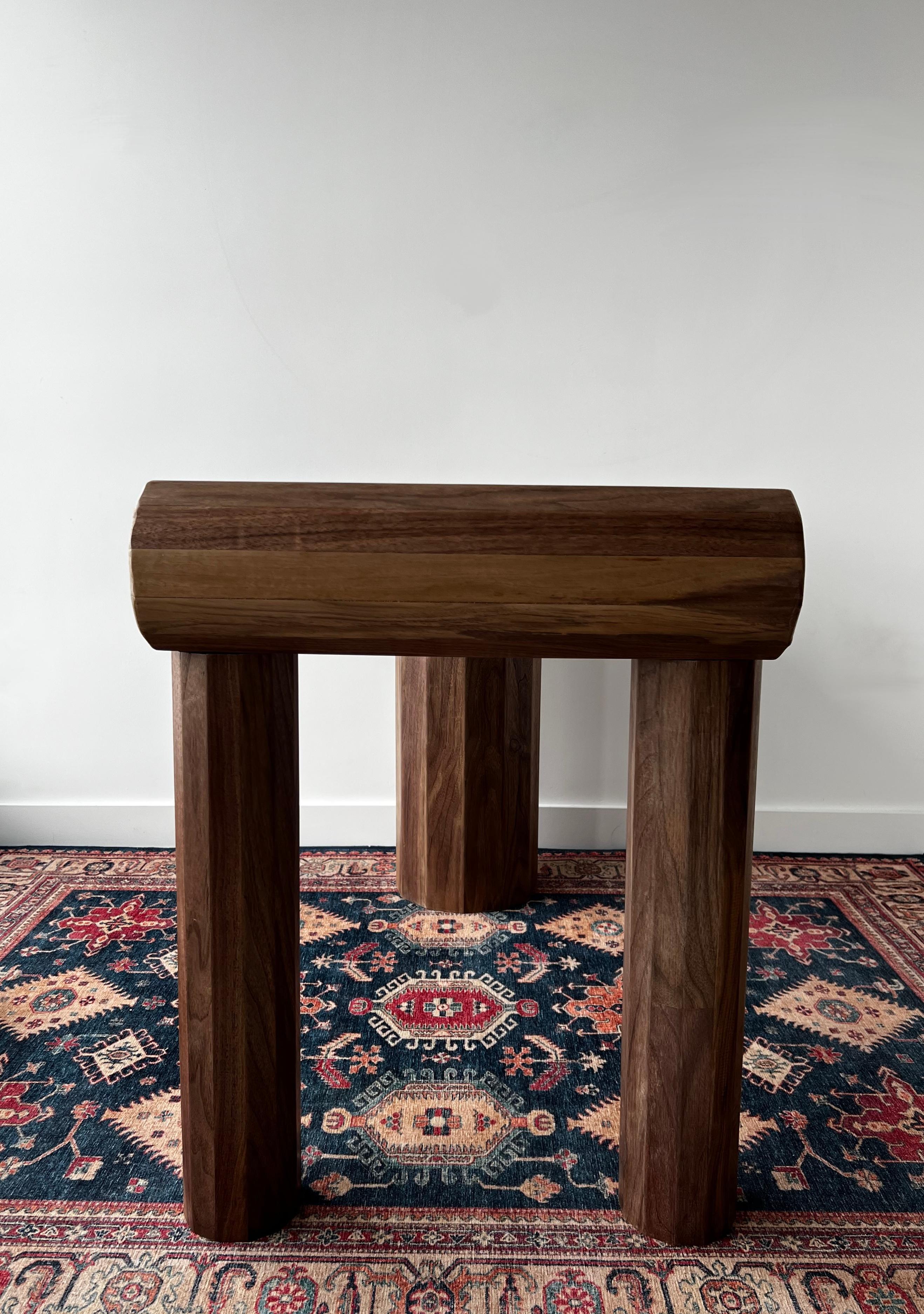 iD-v1 Walnut Forma Desk For Sale 3