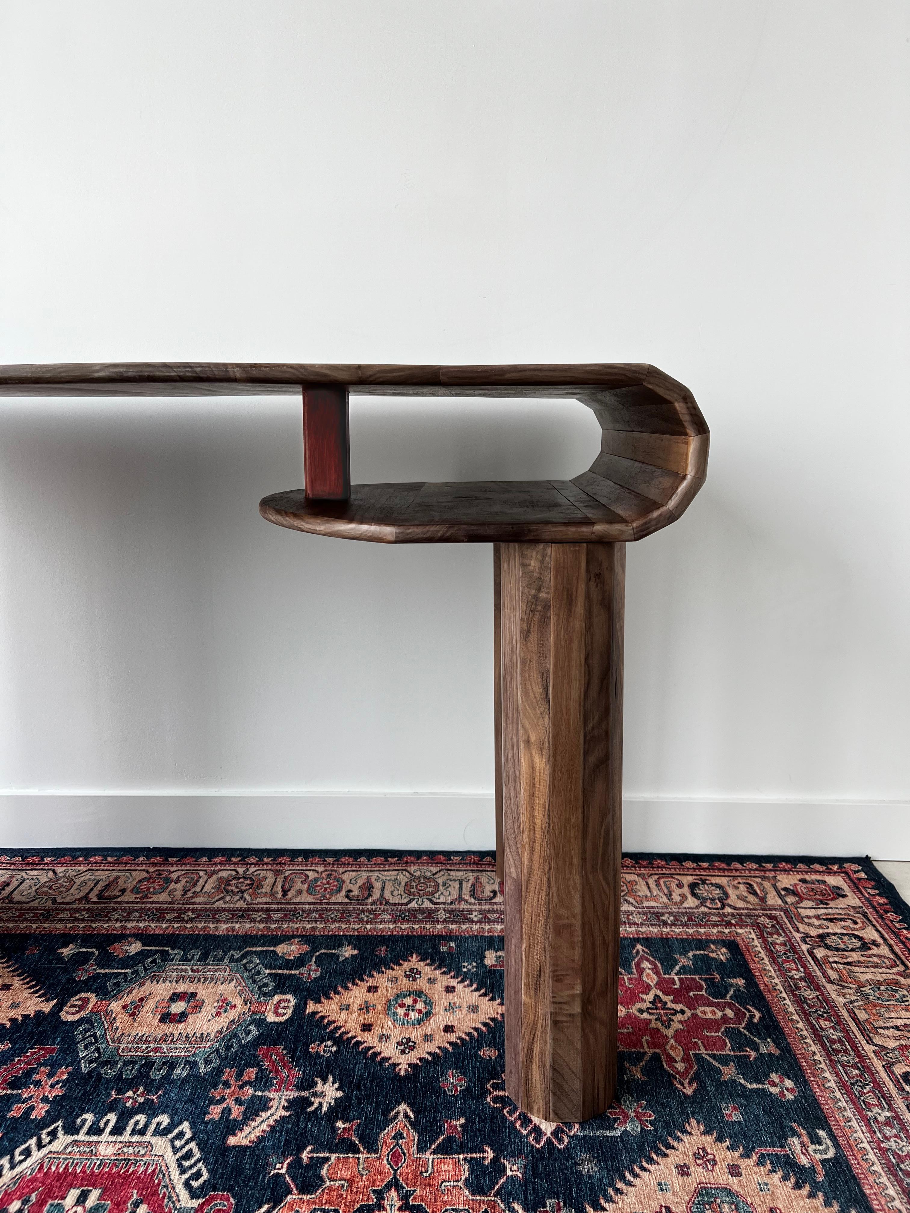 iD-v1 Walnut Forma Desk In New Condition For Sale In Toronto, CA