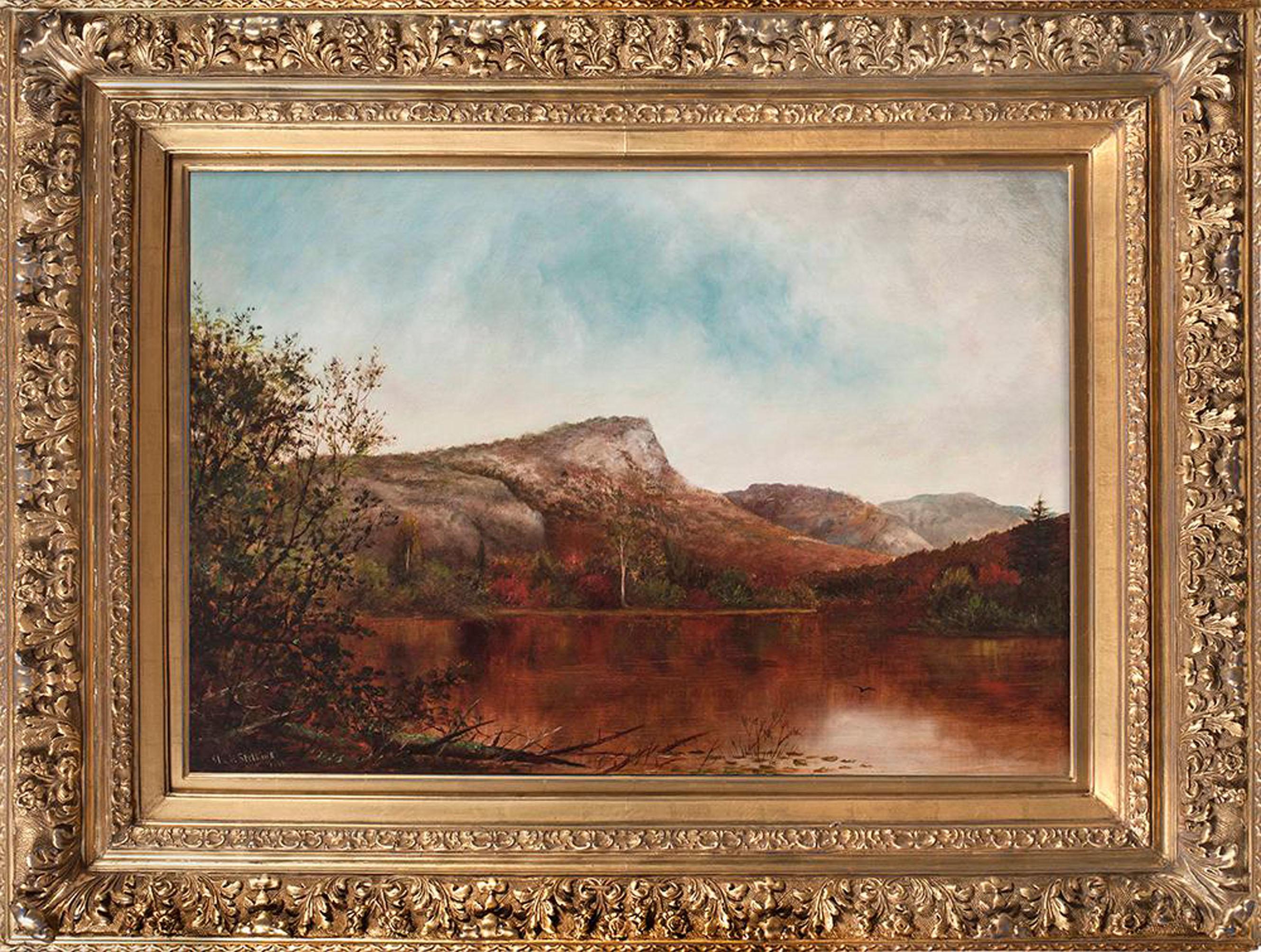 Peinte par l'artiste Ida H. Stebbins (née en 1851) de l'école de la rivière Hudson, "View of South Pond, New York," 1879 est une huile sur toile, mesure 23 x 33 1/2 pouces, et est signée et datée 1879 en bas à gauche. L'œuvre est encadrée dans un