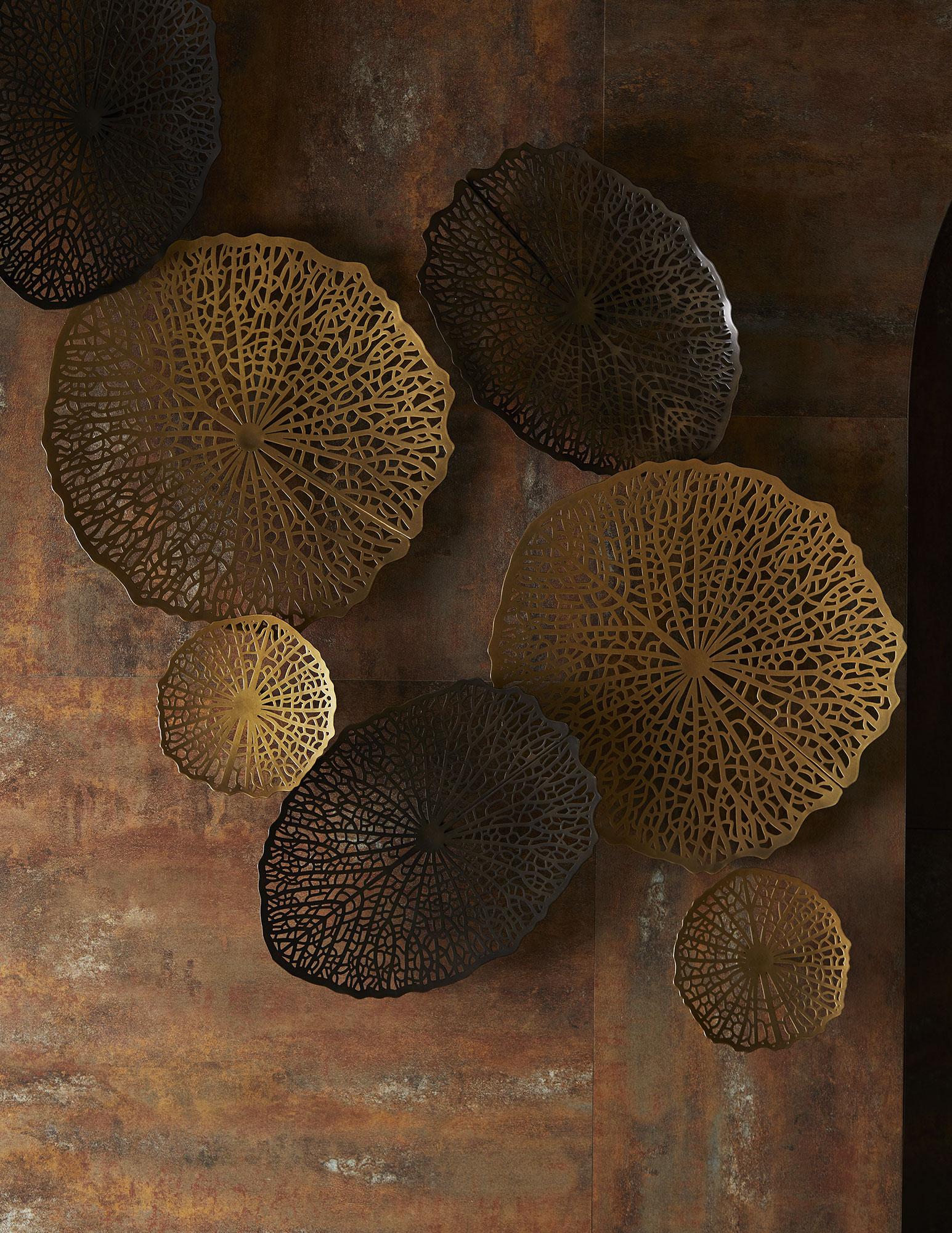 Idalia Medium Wandplakette 4920 – Bronze, Idalia (21. Jahrhundert und zeitgenössisch) im Angebot
